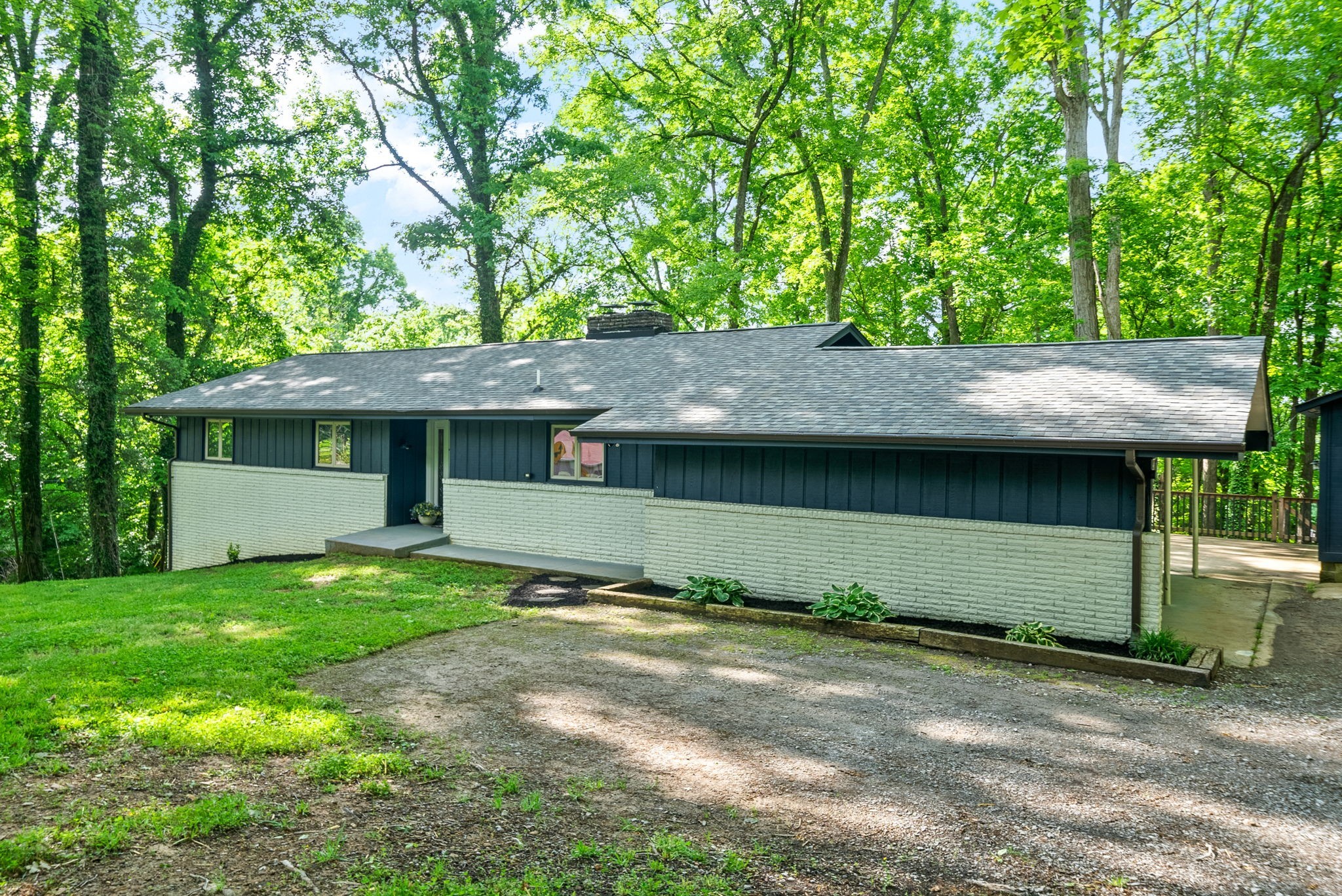 1450 Keesee Rd Property Photo 4