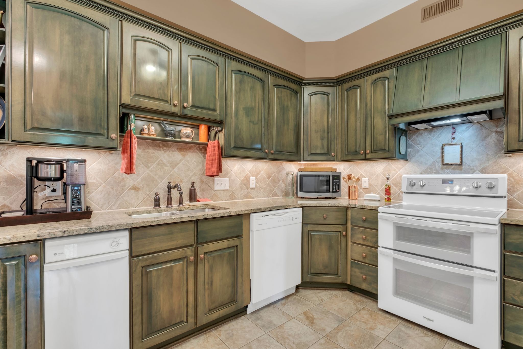 1764 Warren Hollow Rd Property Photo 26