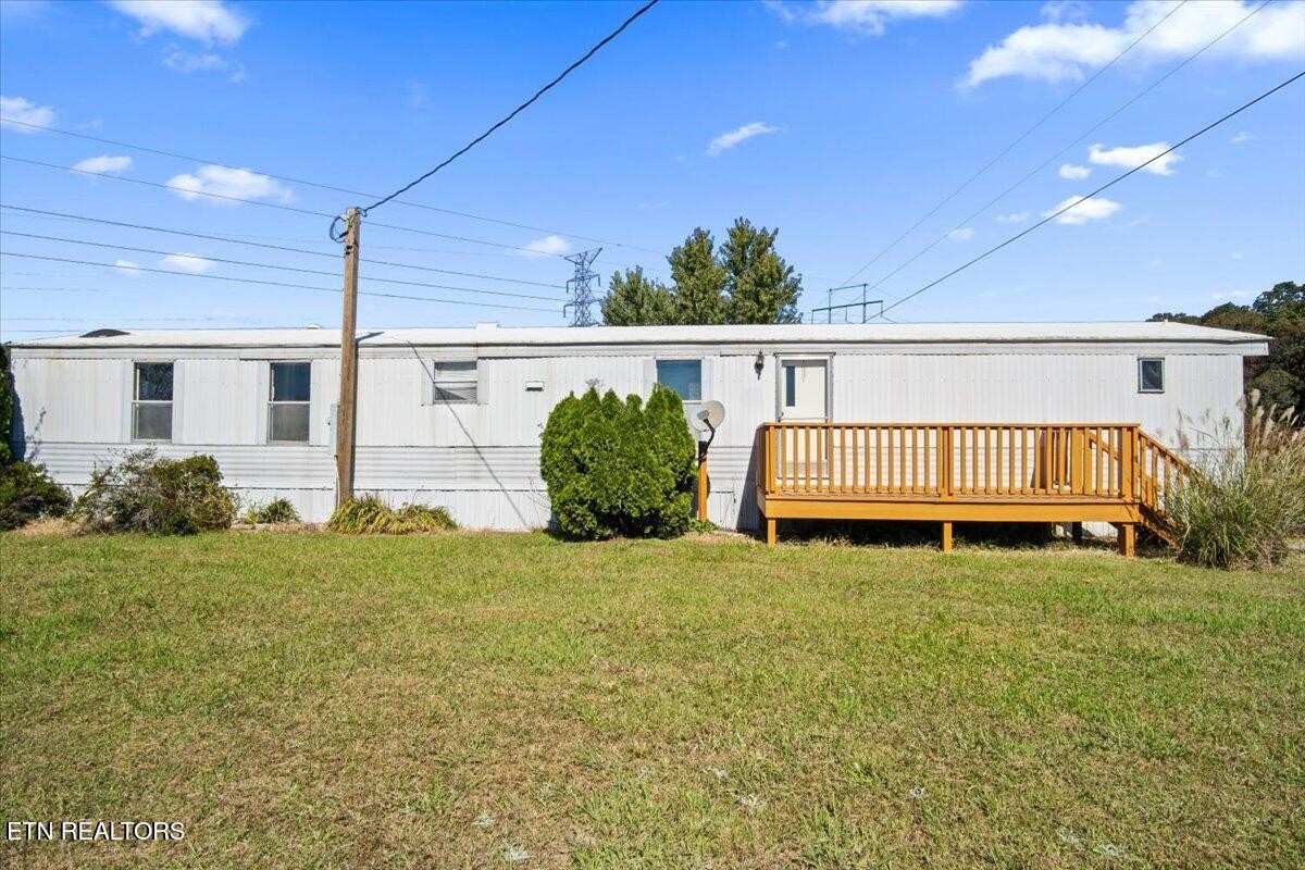 579 Hodge Rd Property Photo