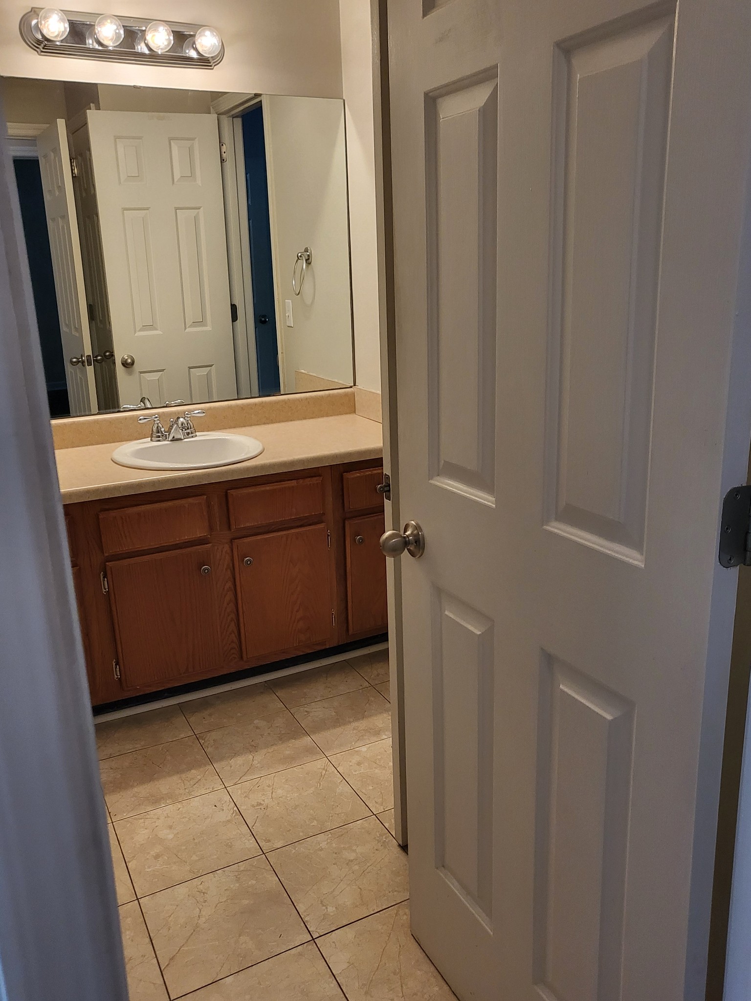 1108 Cabana Dr Property Photo 20