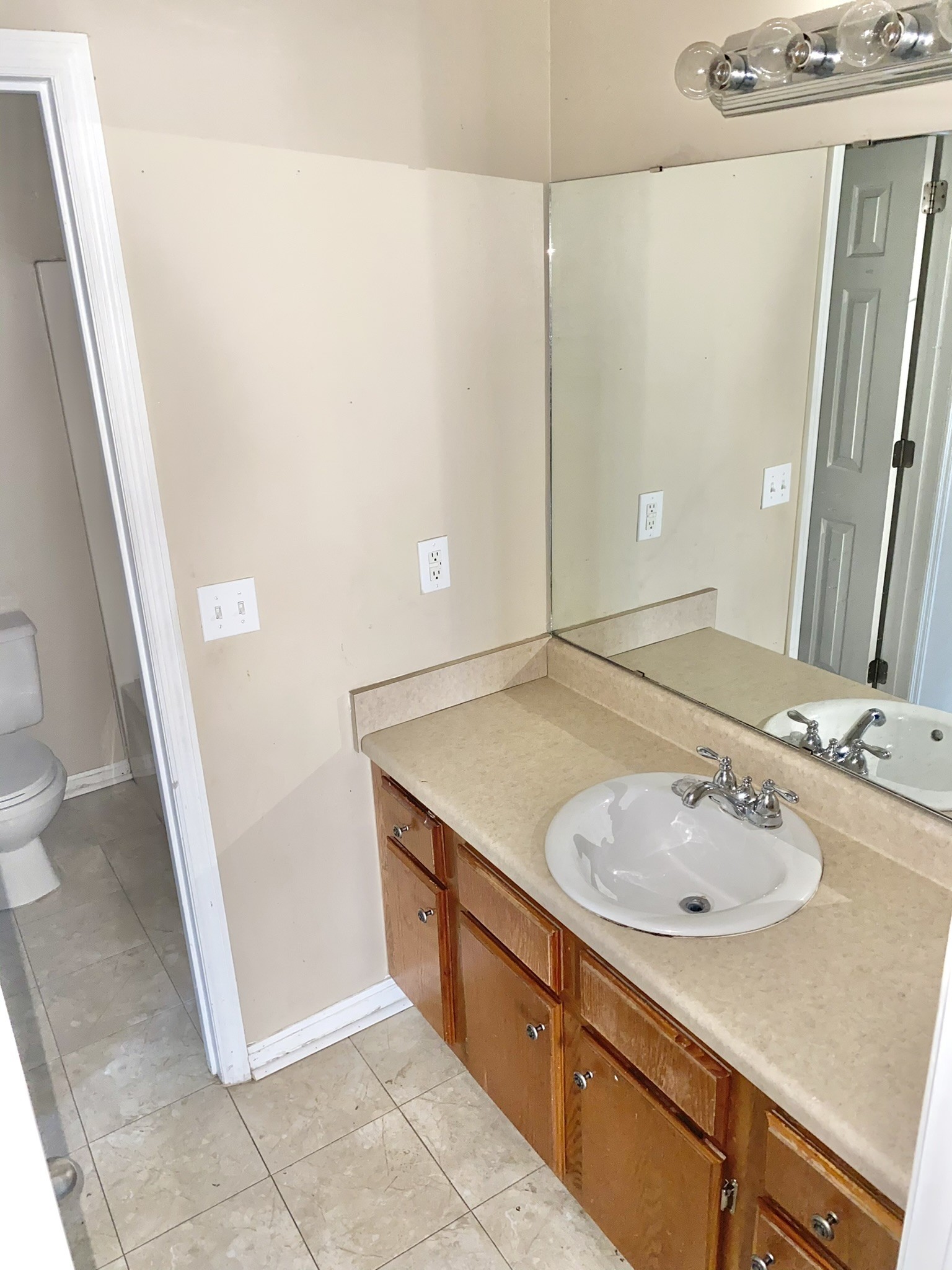 1108 Cabana Dr Property Photo 21