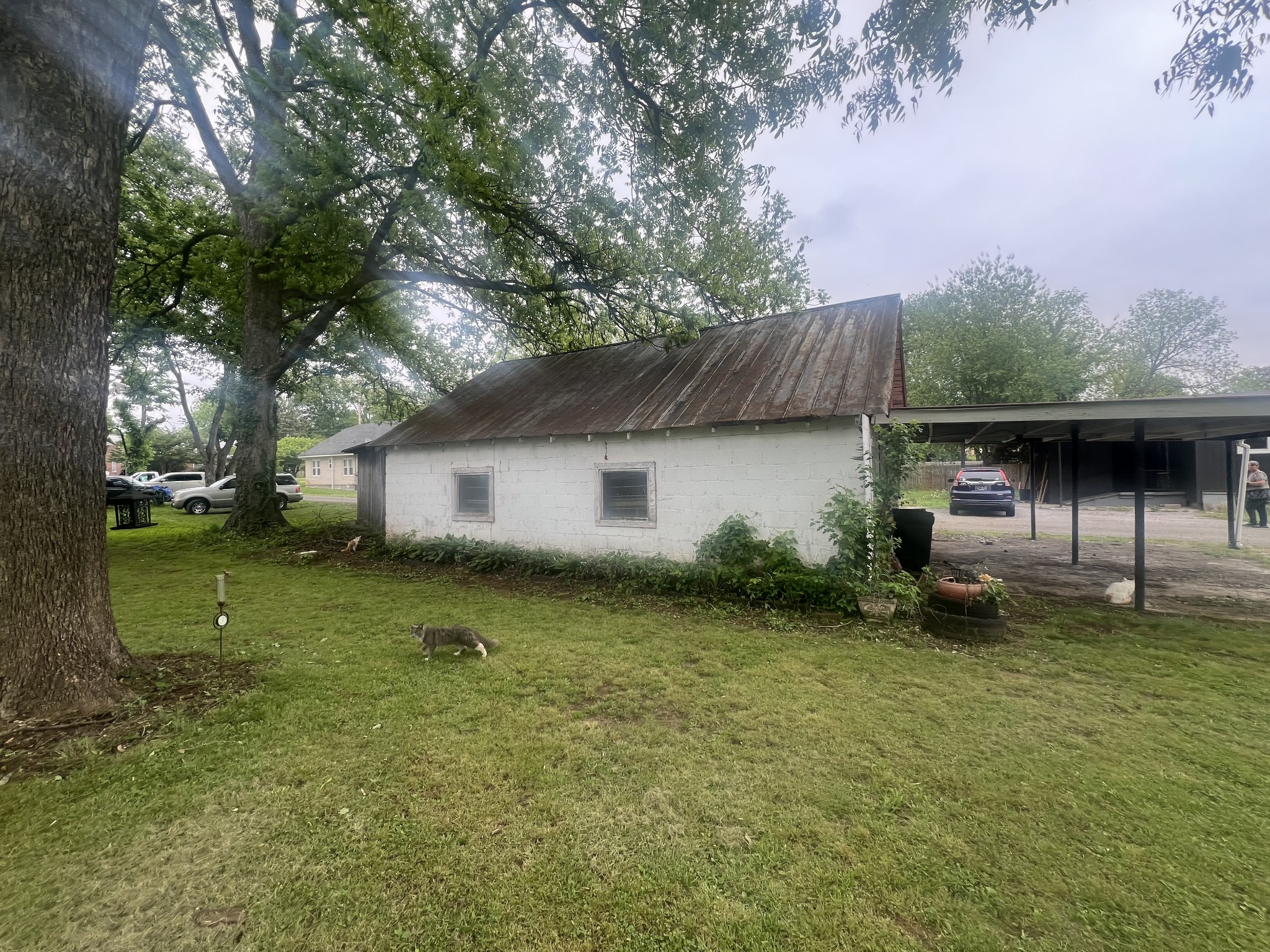 207 Powell St Property Photo 4