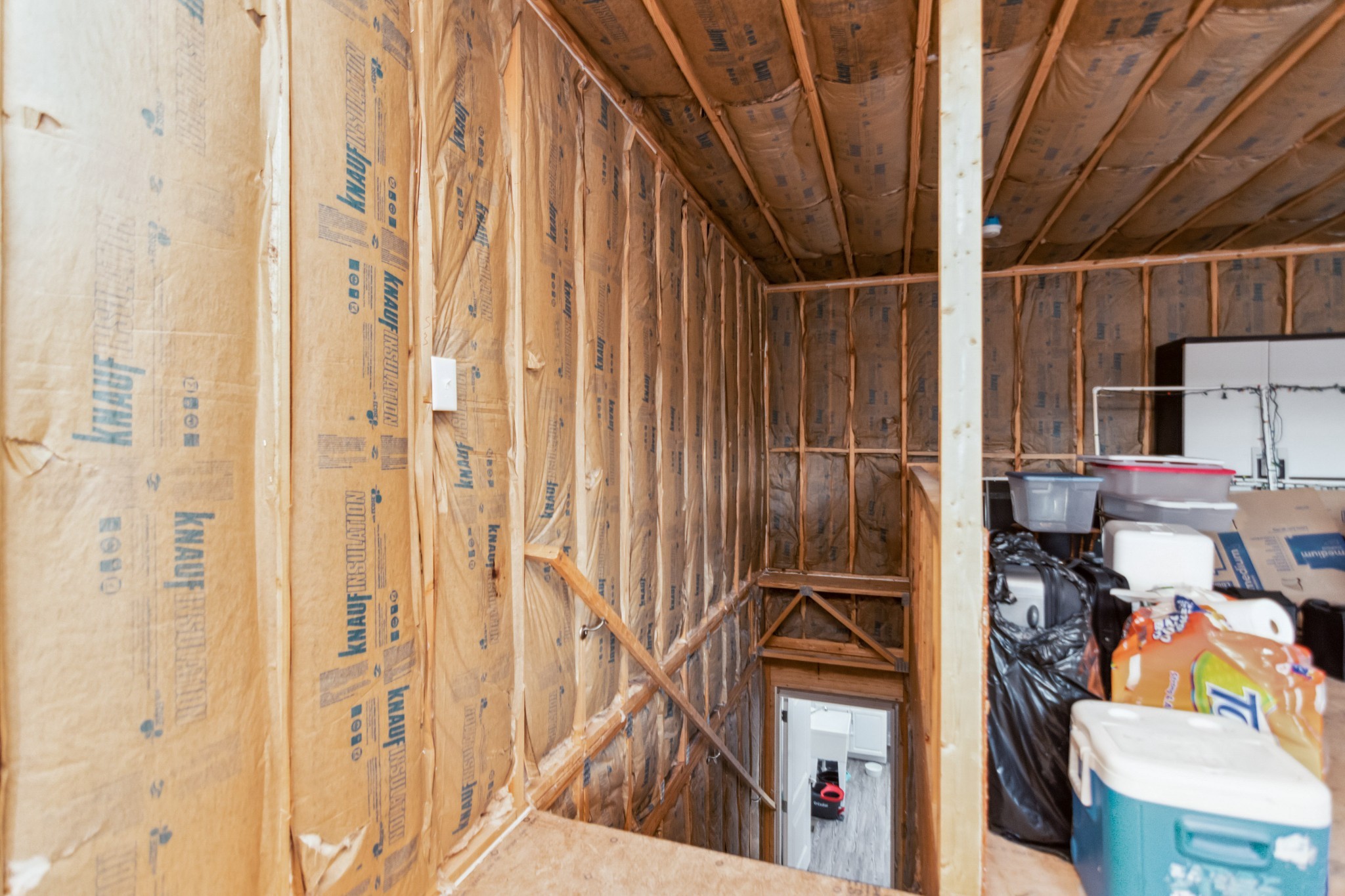 209 Augusta Ave Property Photo 37