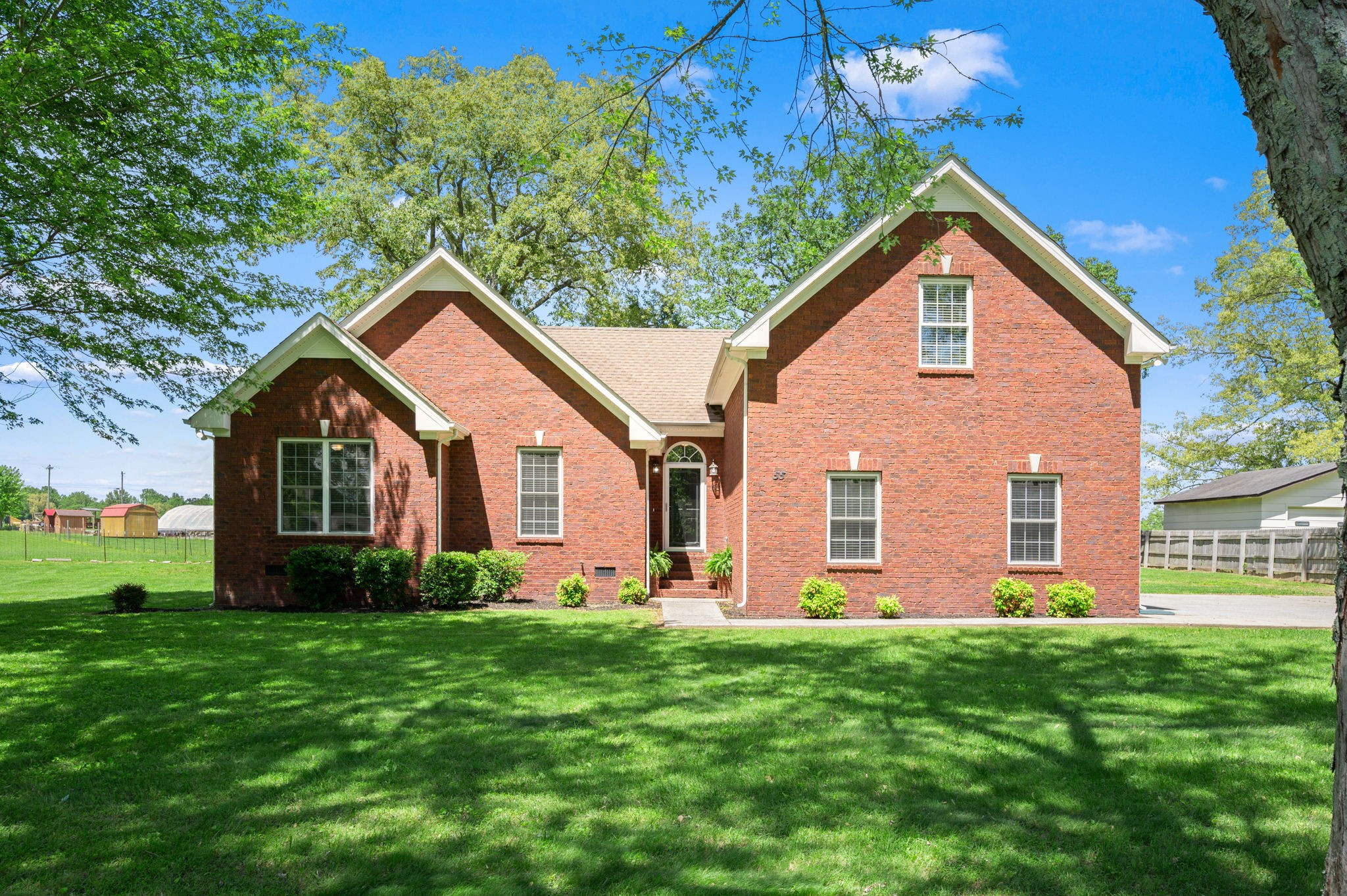 55 Fair Oak Ln Property Photo