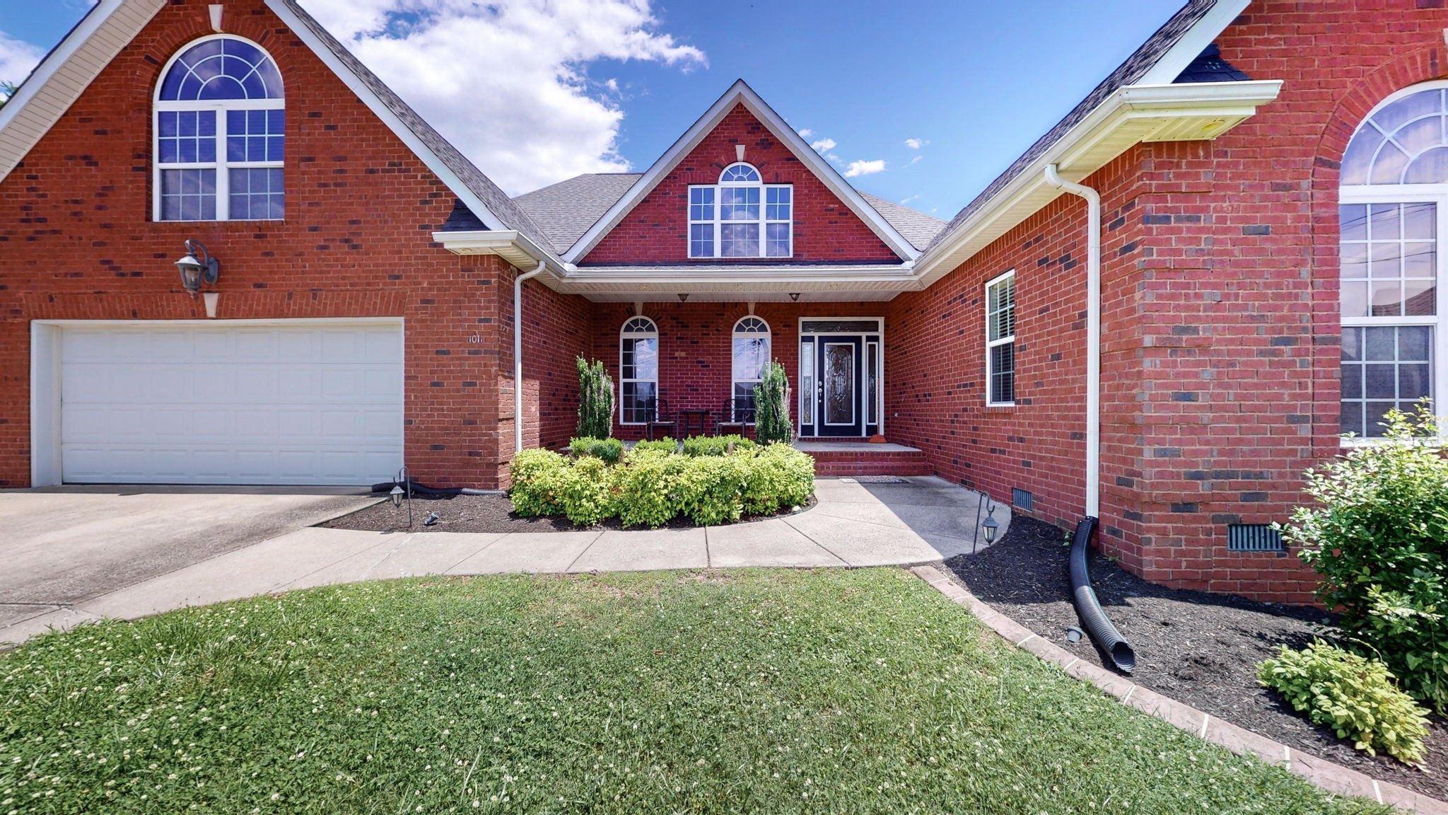 1011 Lily Ann Ct Property Photo 1