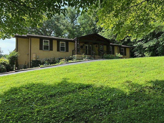 2531 Goose Creek Byp Property Photo 1