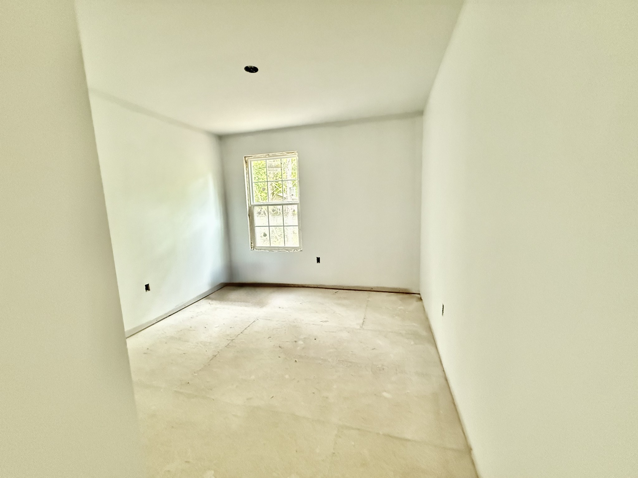 174 Central St Property Photo 7