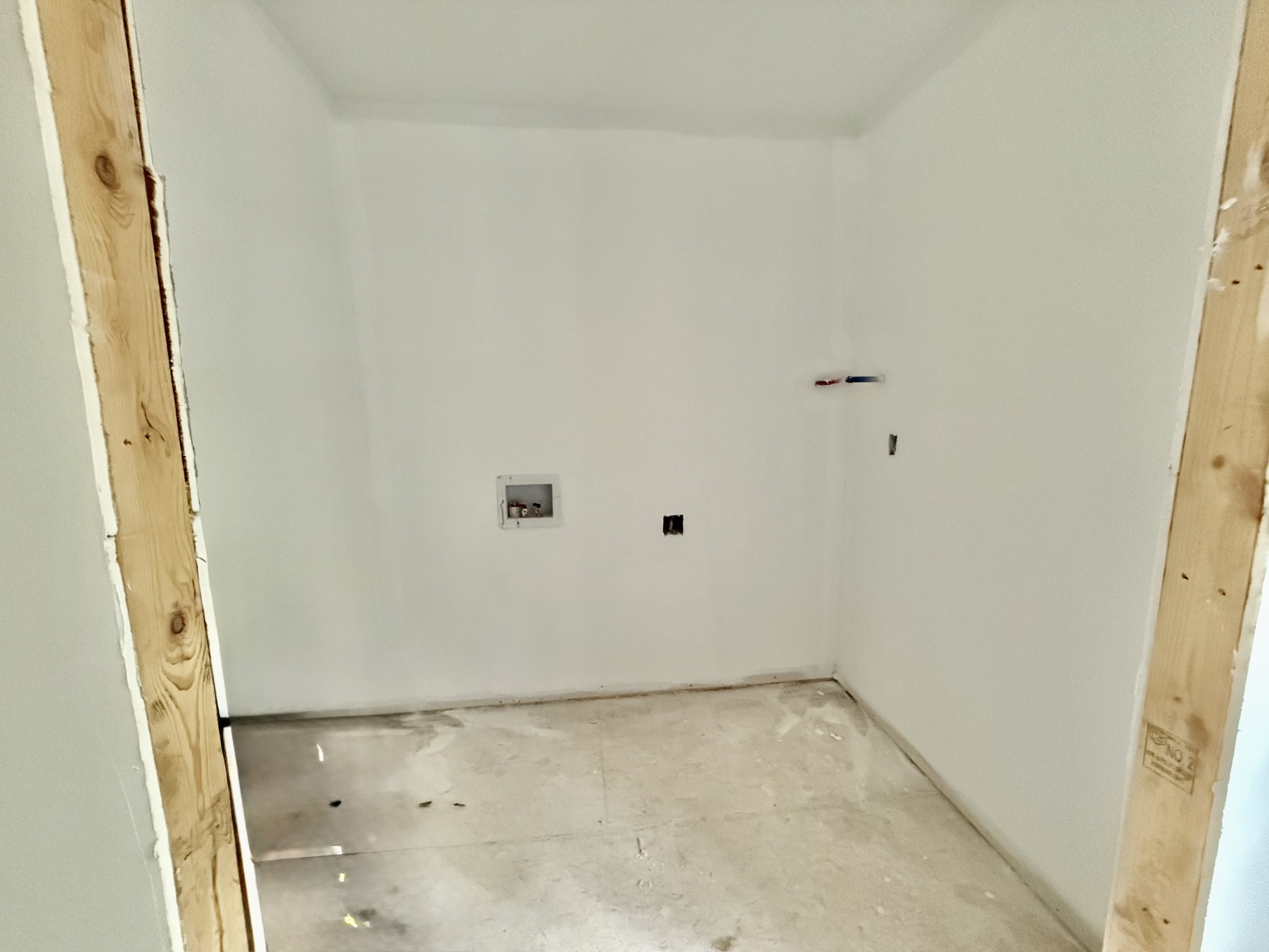 174 Central St Property Photo 8
