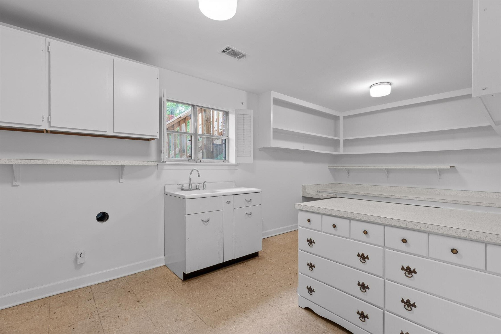1511 Bunker Hill Drive Property Photo 39