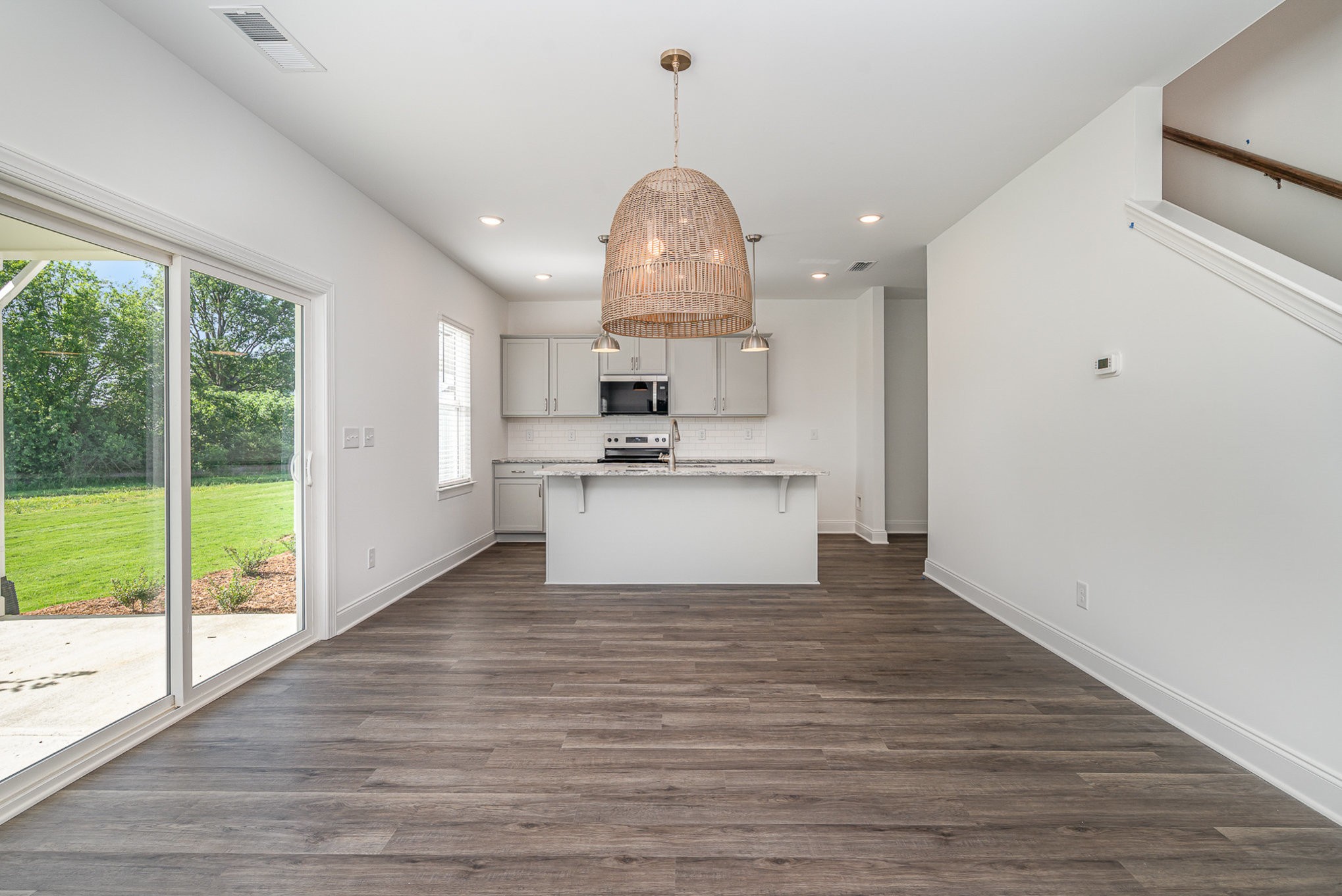 2527 Ashebrook Court Property Photo 6