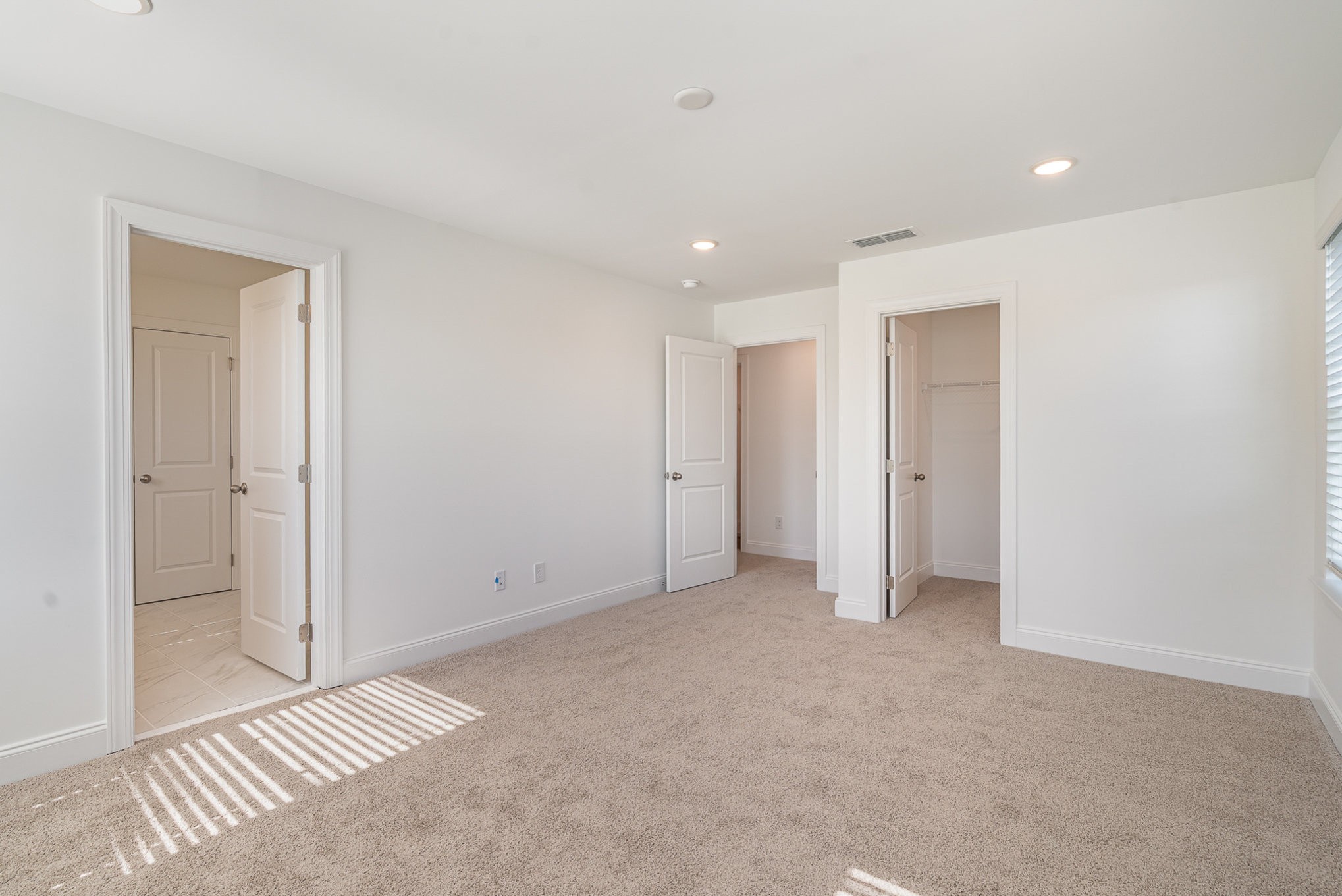 2527 Ashebrook Court Property Photo 15