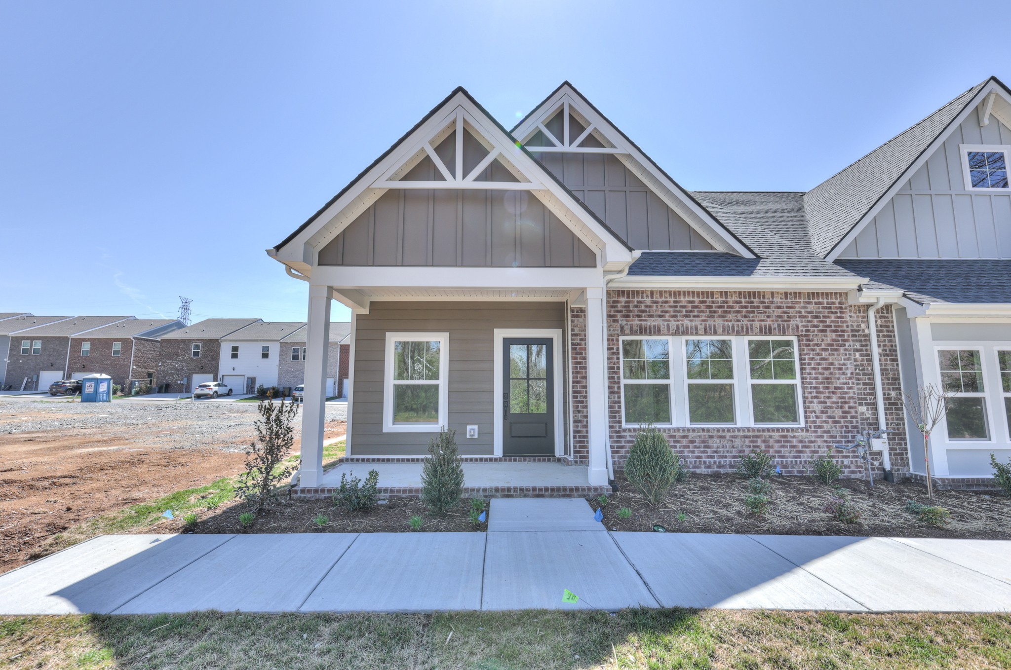 736 Coburg Street Property Photo 1