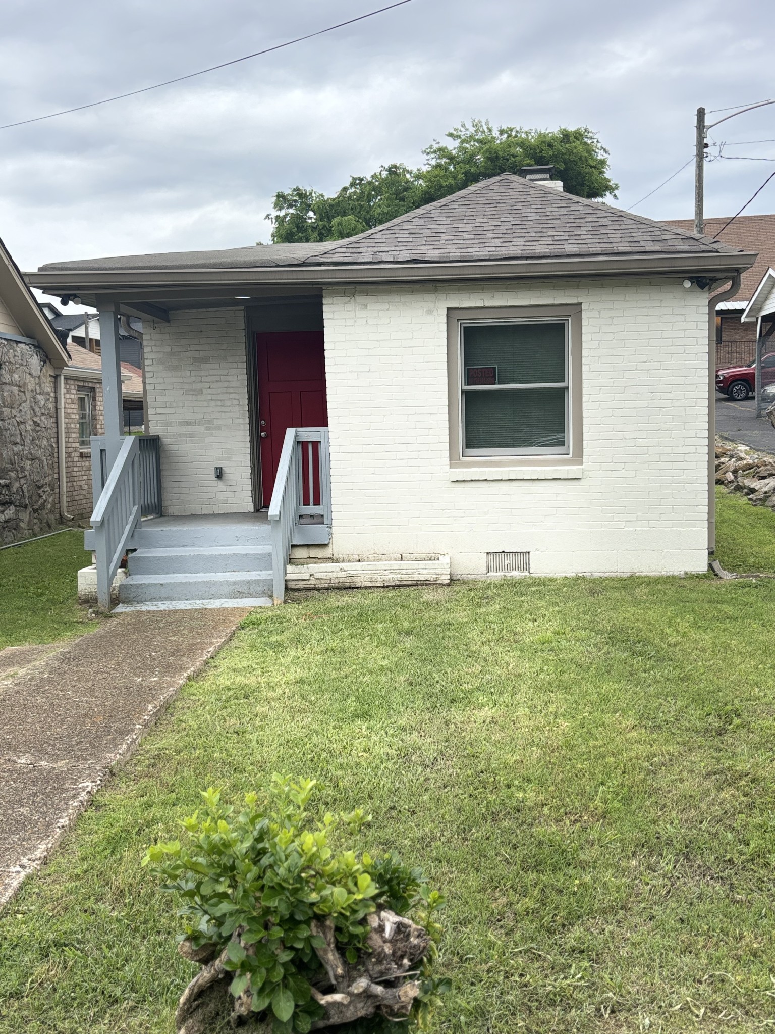 706 25th Ave, N Property Photo 1