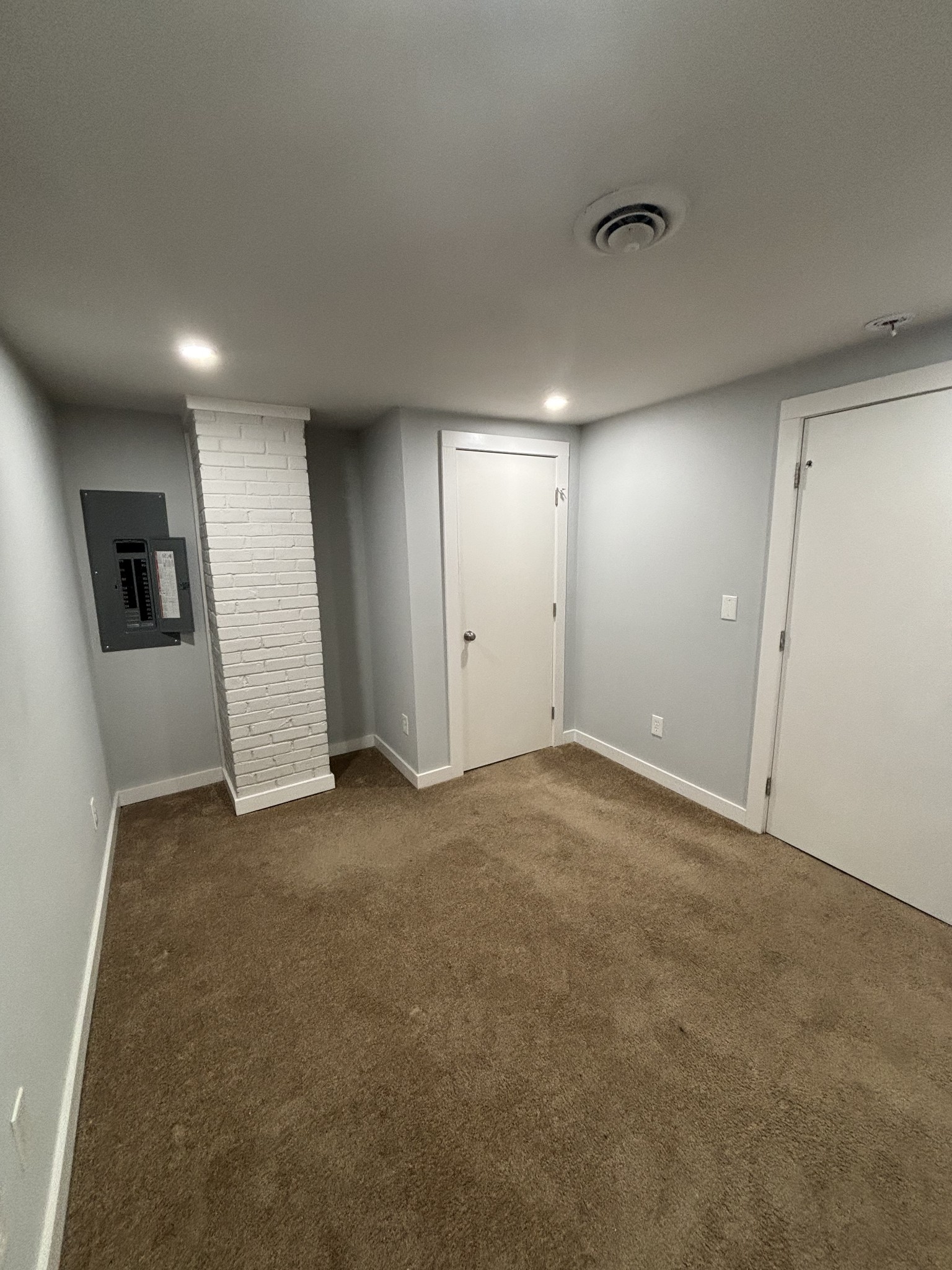 706 25th Ave, N Property Photo 2