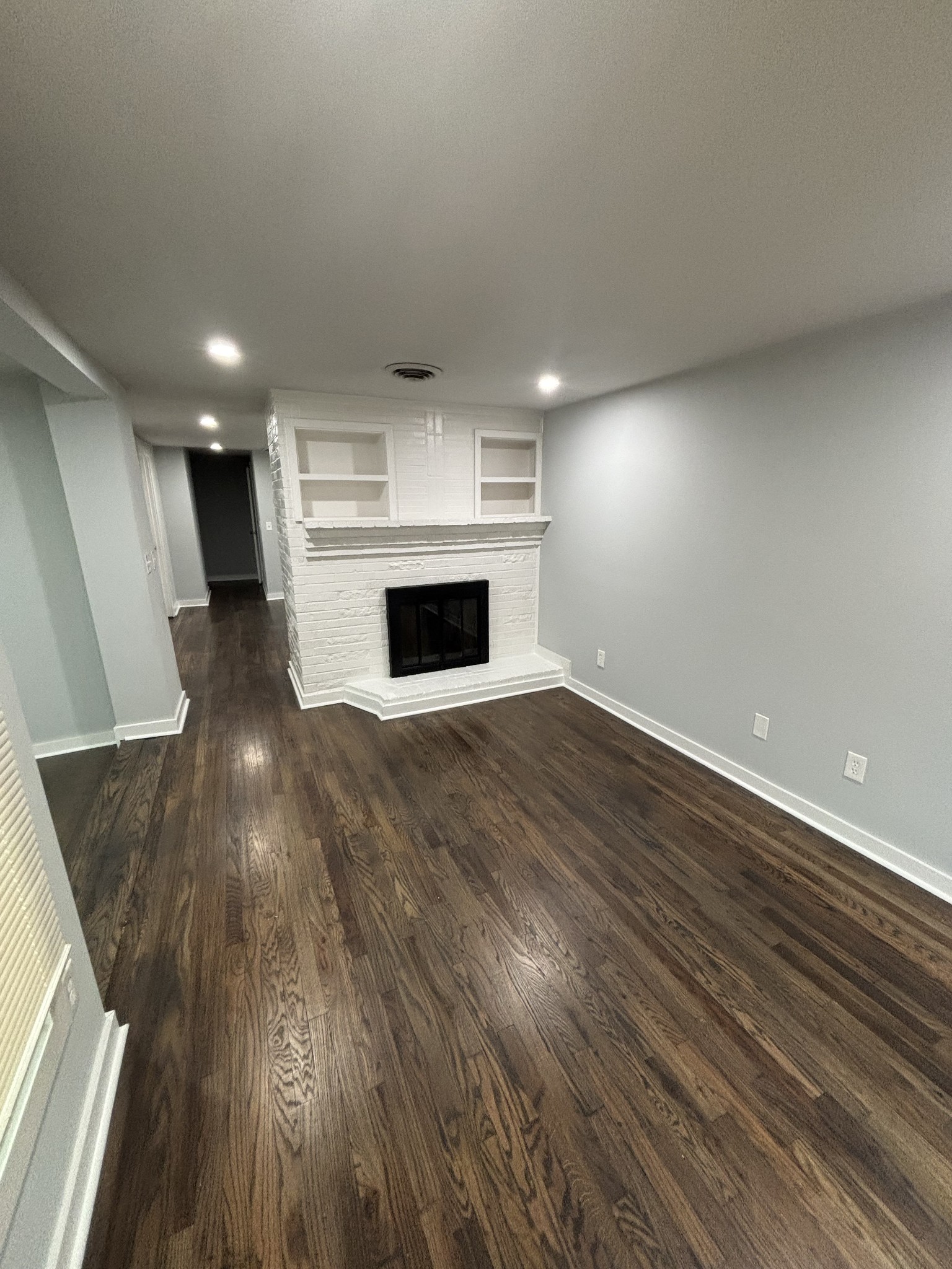 706 25th Ave, N Property Photo 4