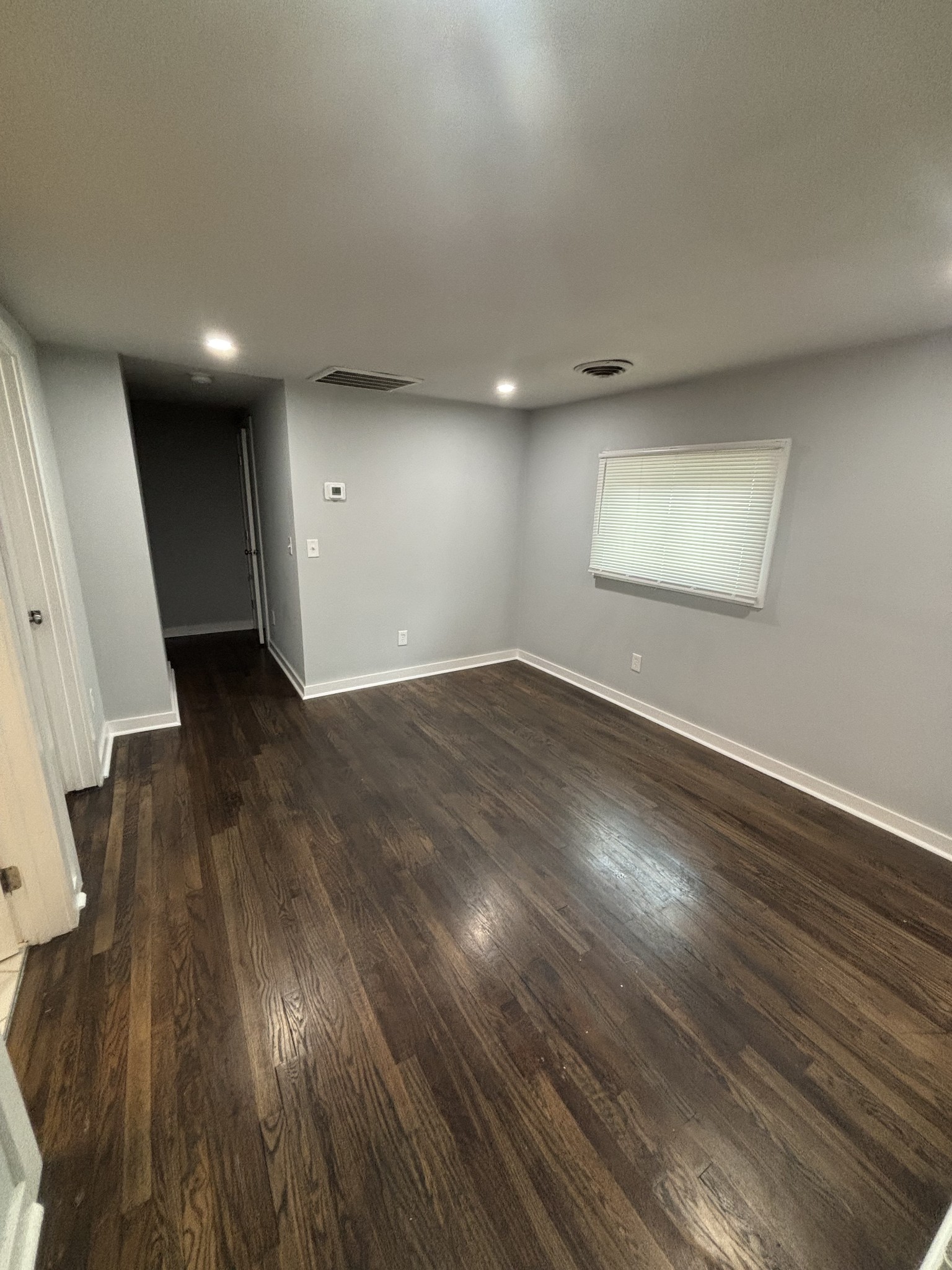 706 25th Ave, N Property Photo 5