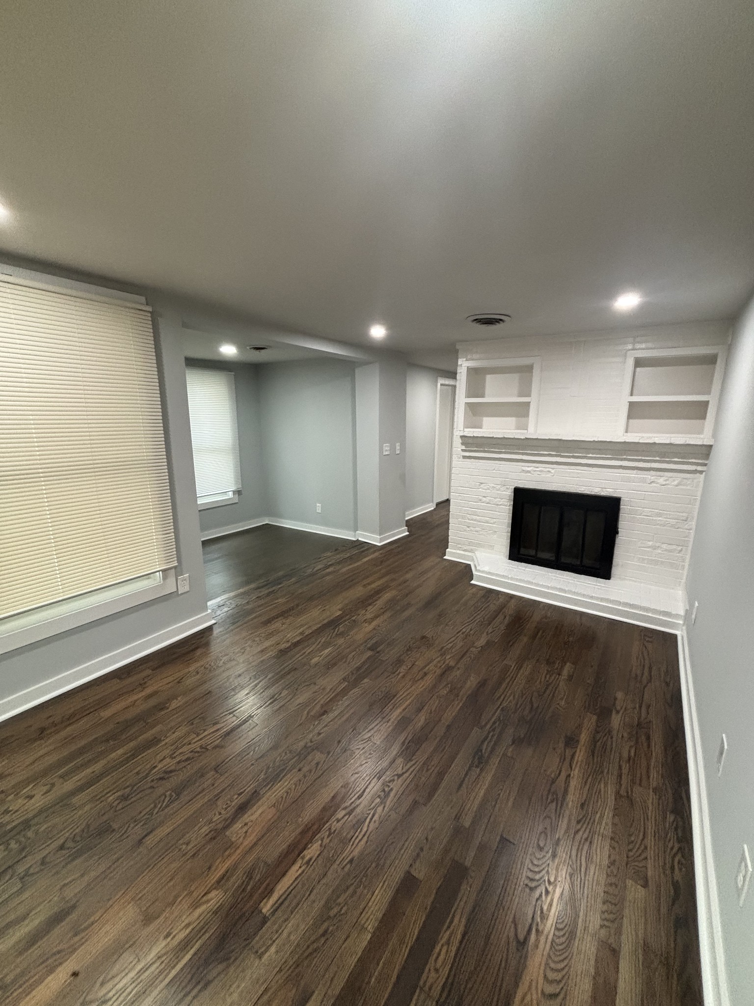 706 25th Ave, N Property Photo 6