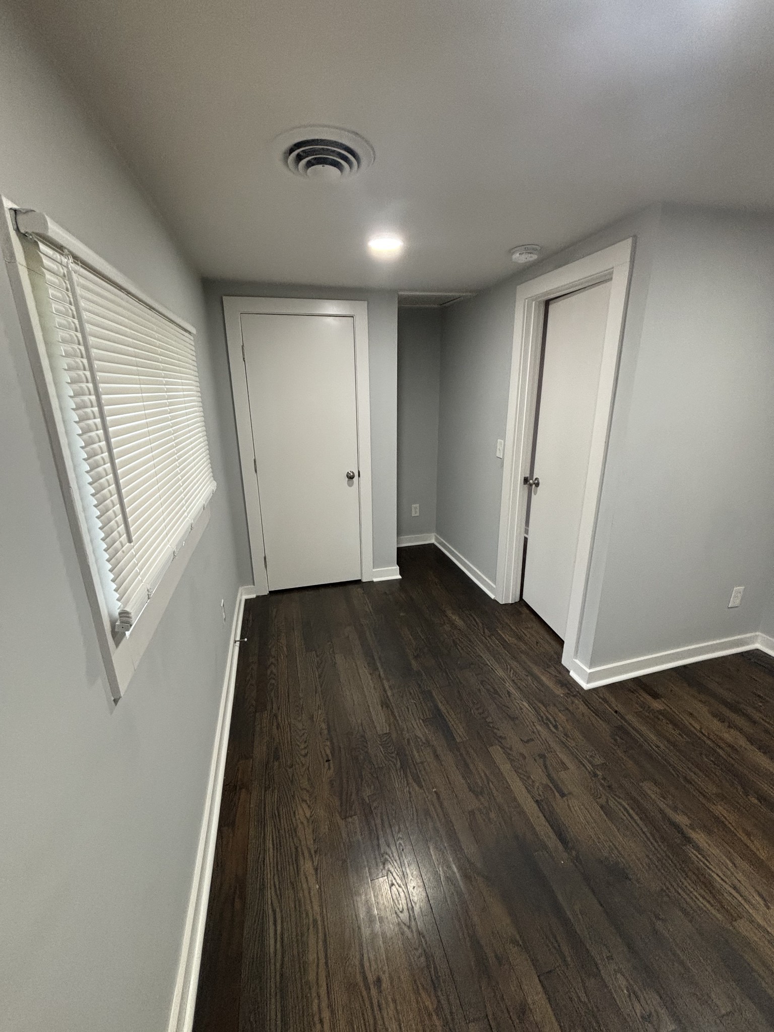 706 25th Ave, N Property Photo 8