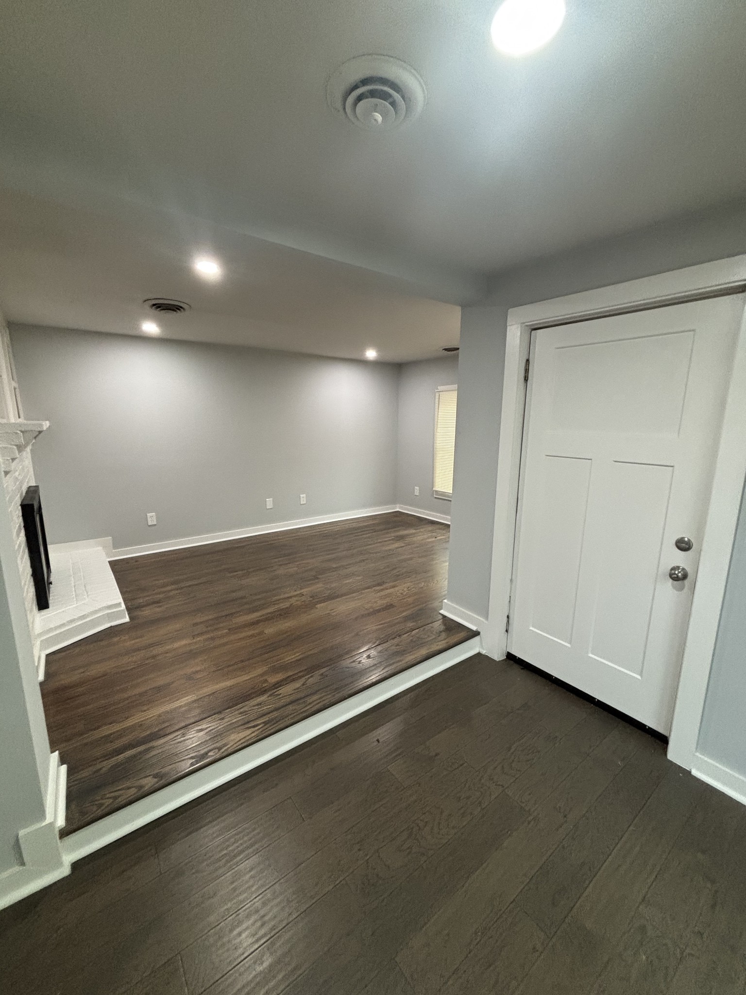 706 25th Ave, N Property Photo 10