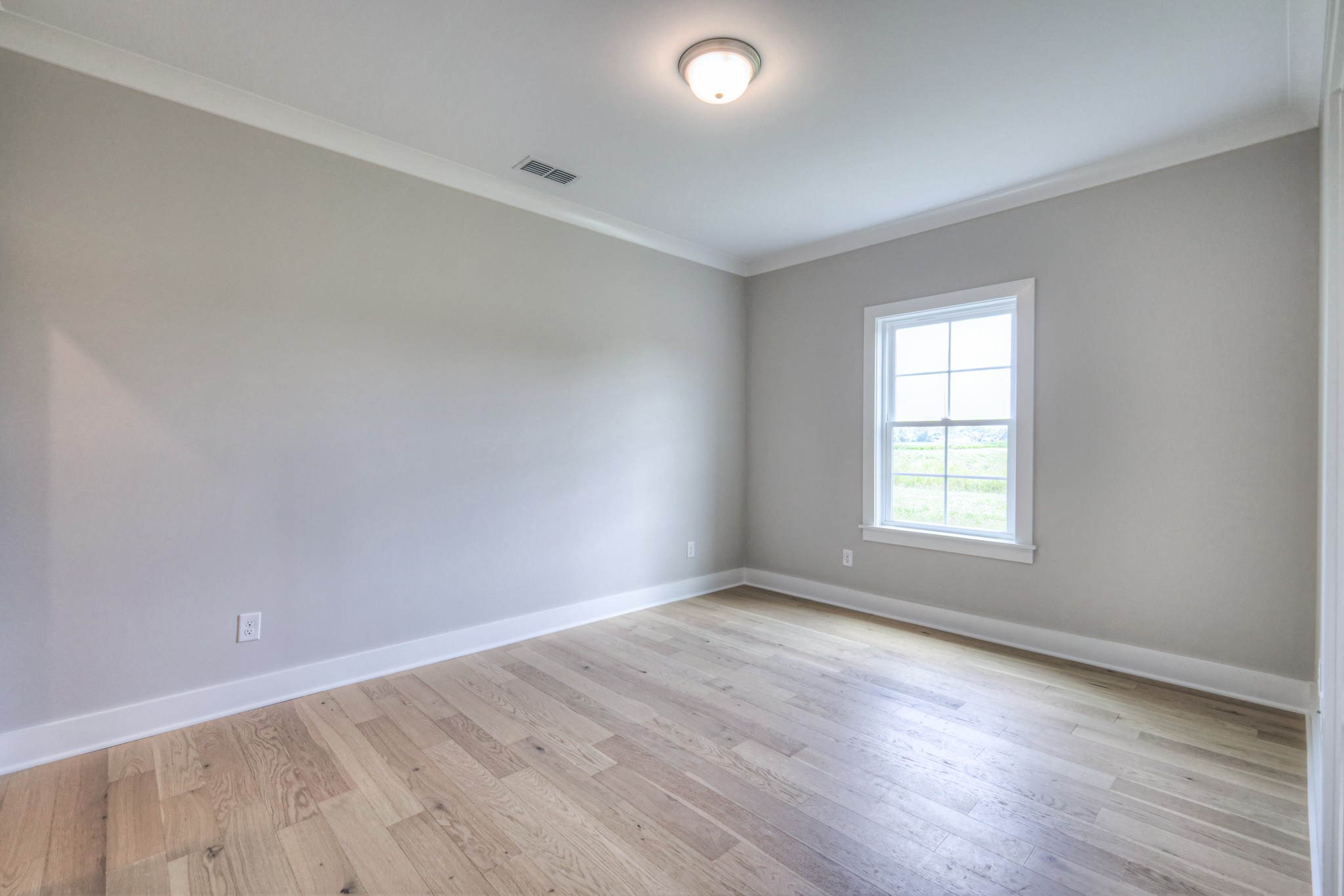 2301 Rockweather Ct Property Photo 6
