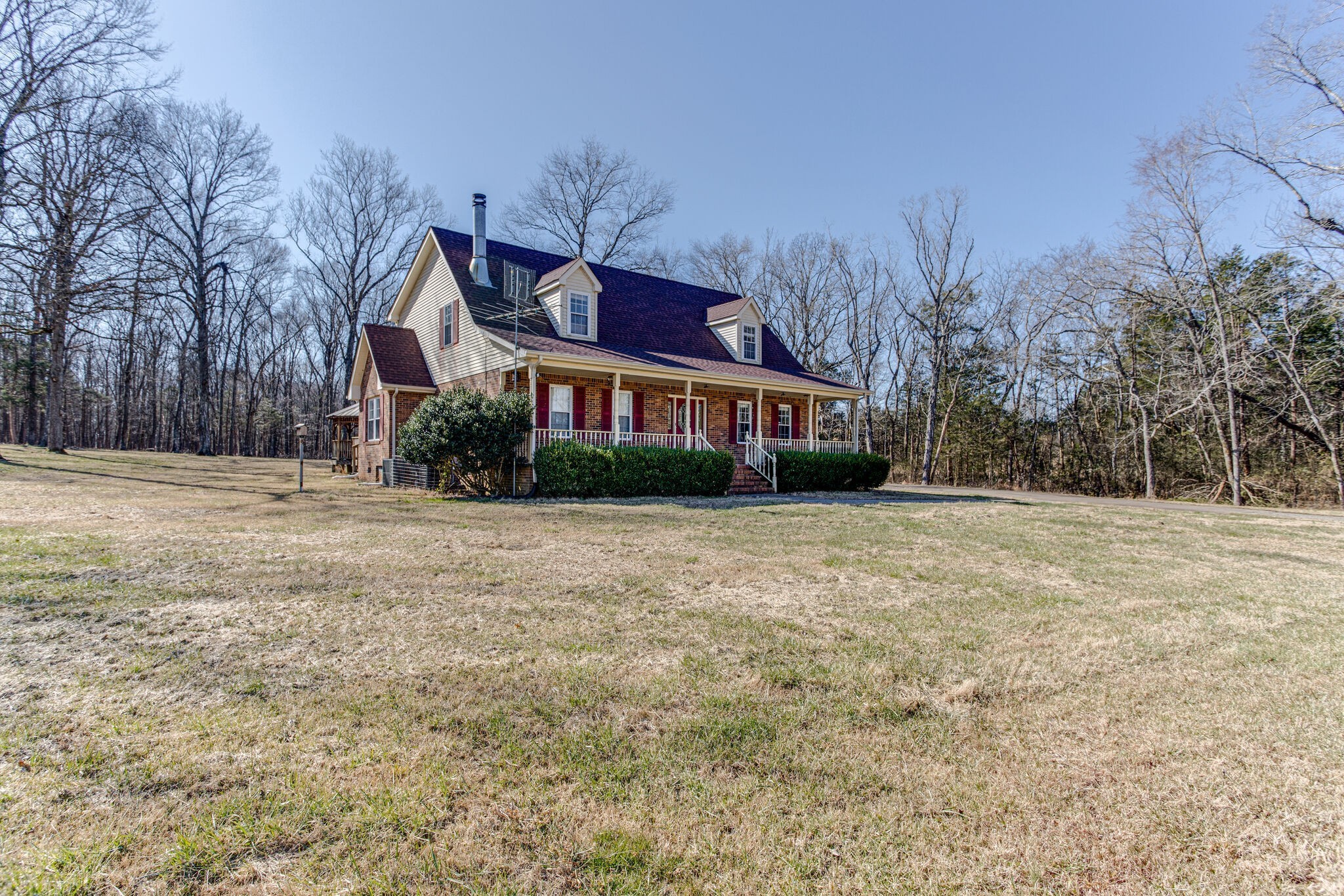 2152 Unionville Deason Rd, E Property Photo 2