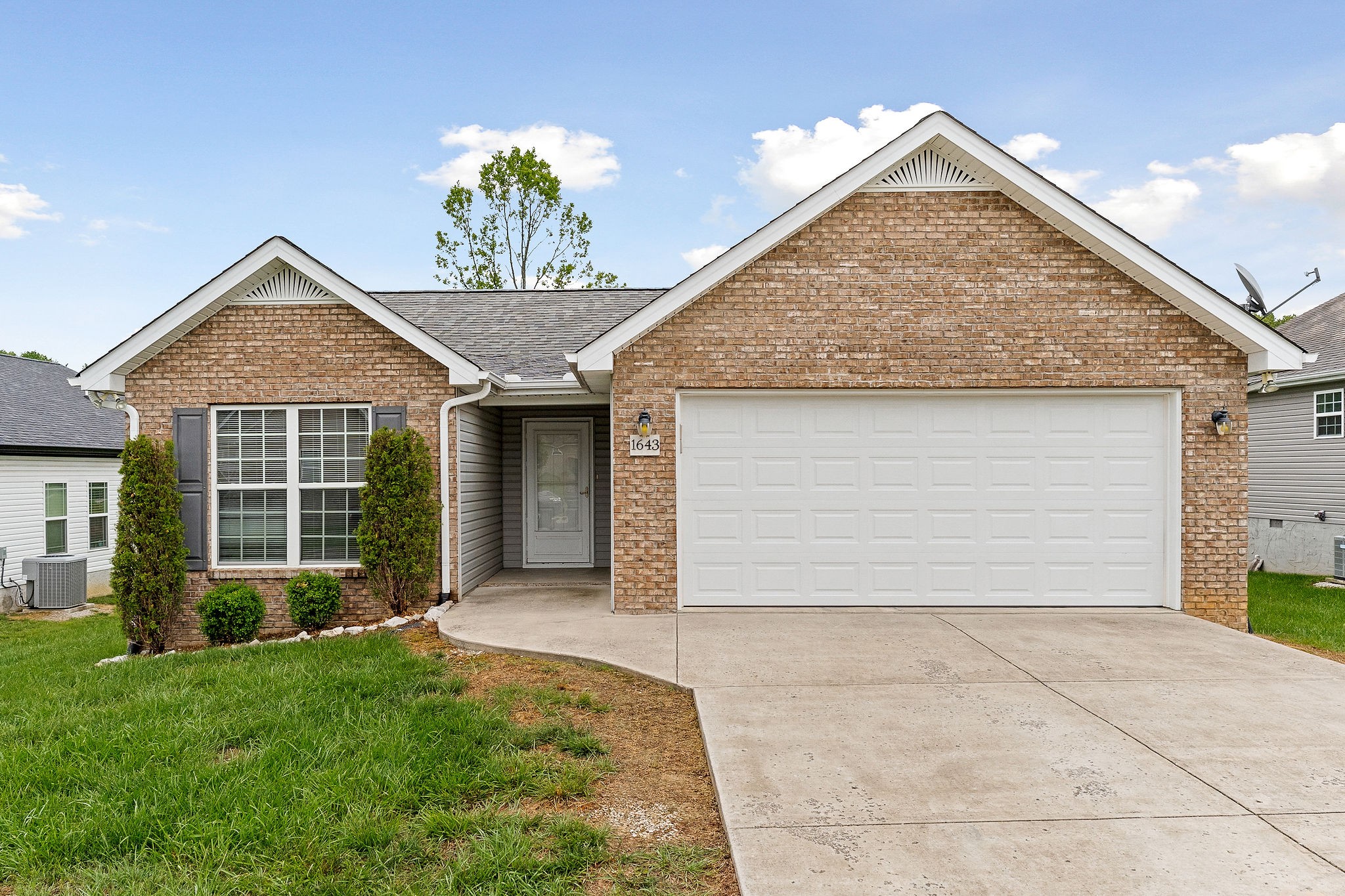 1643 Bobby Nichols Dr Property Photo