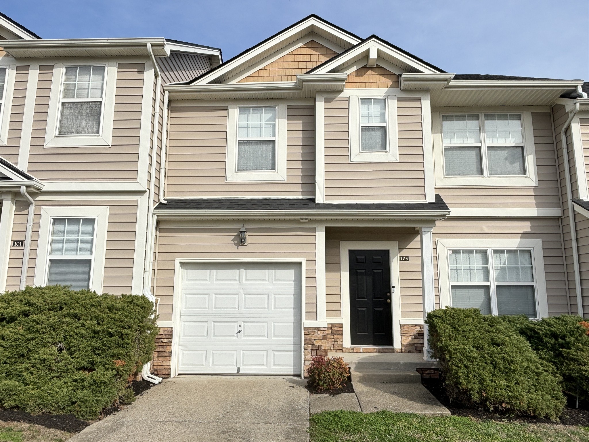1515 Bridgecrest Dr Property Photo