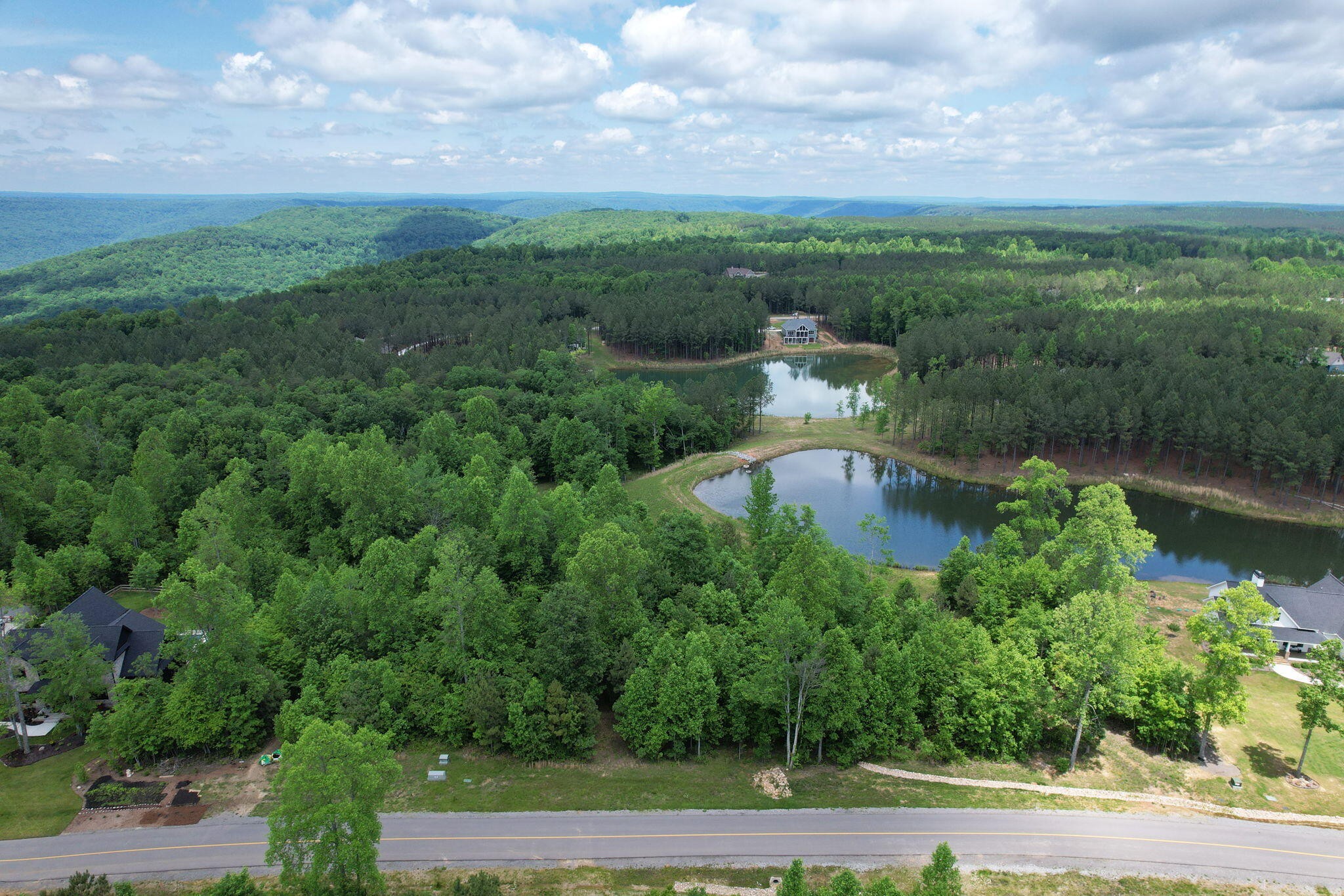 460 Cherokee Path Property Photo 4