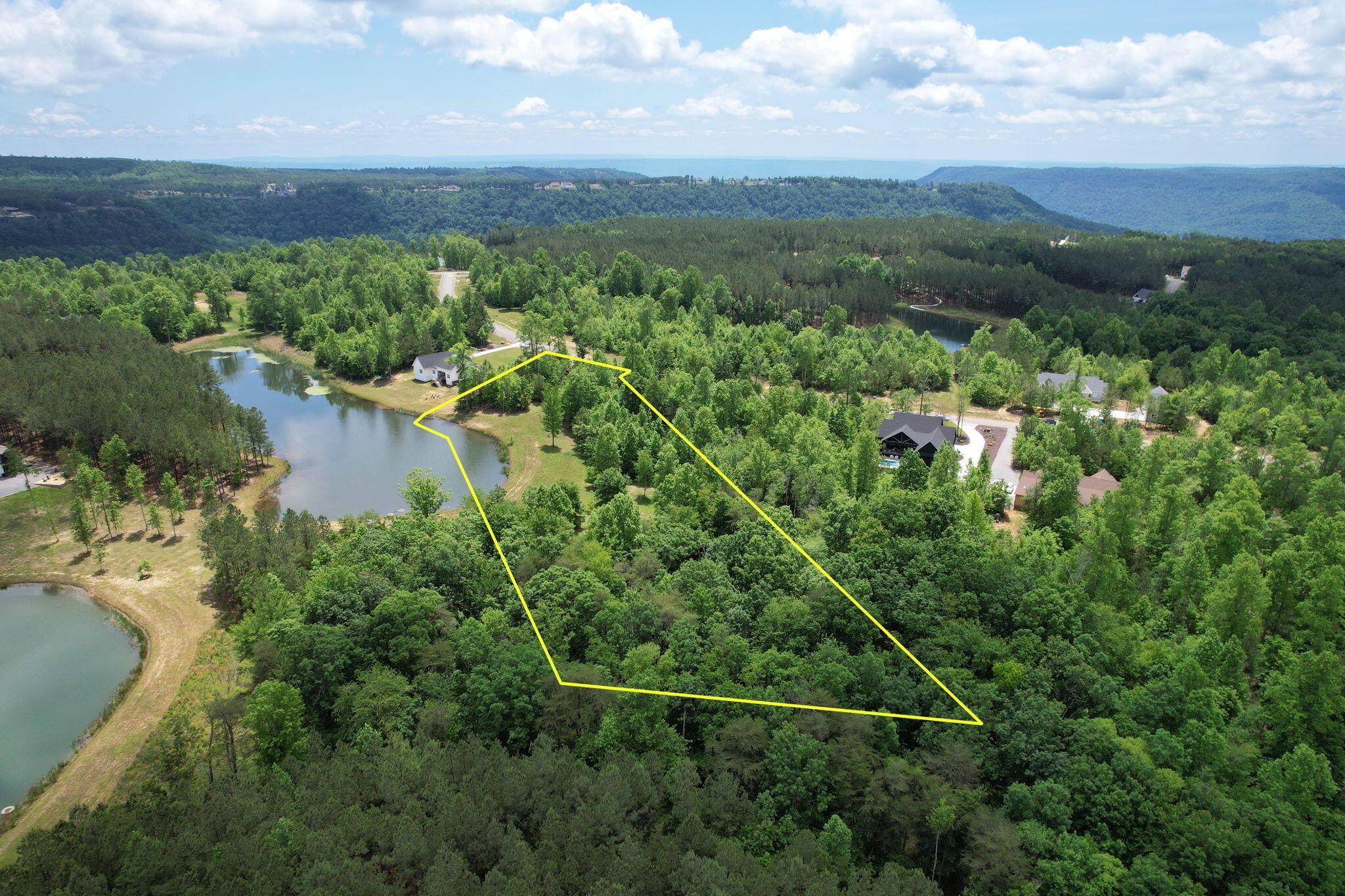 460 Cherokee Path Property Photo 5