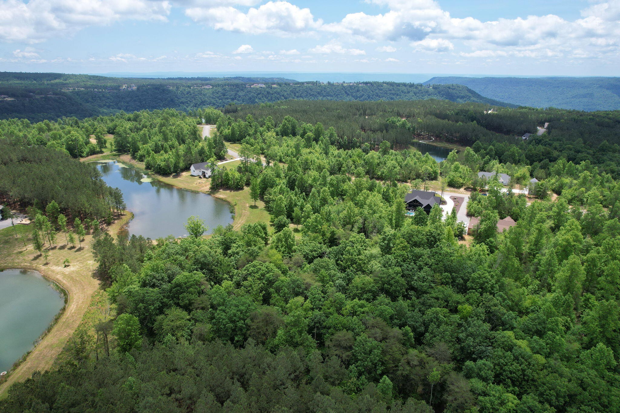 460 Cherokee Path Property Photo 6