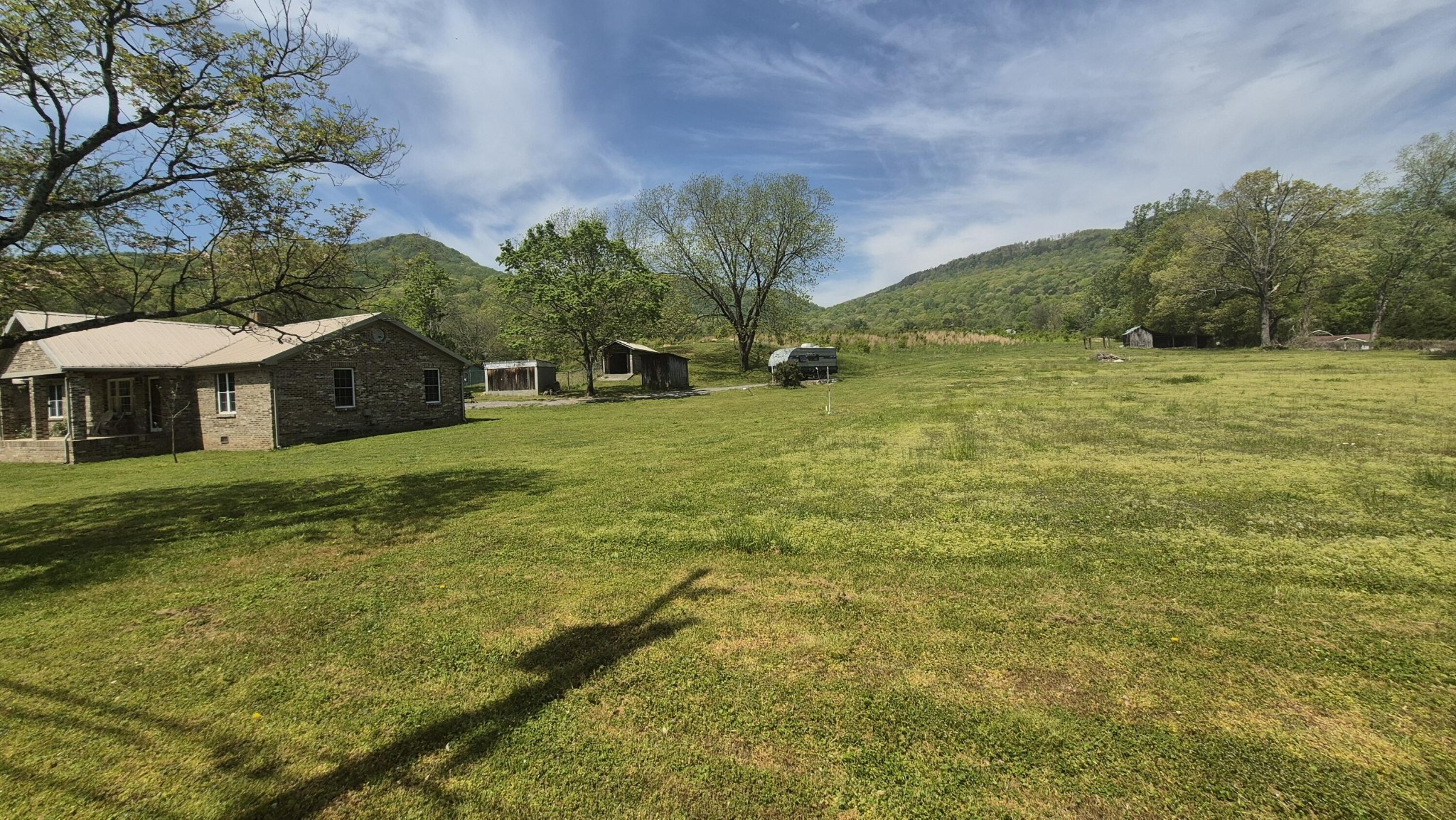 525527 Shady Grove Road Property Photo 14