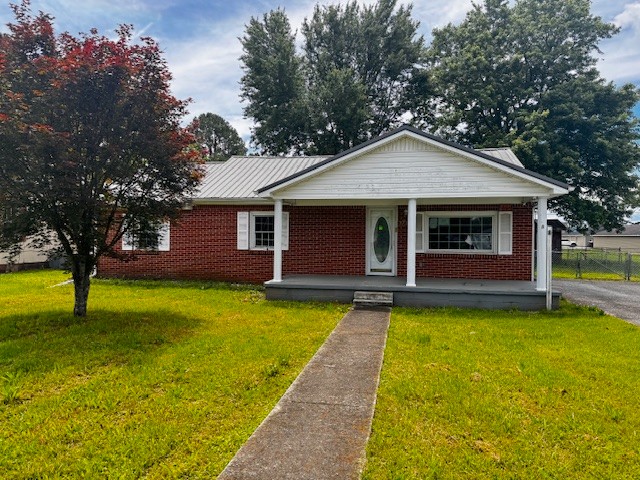 1211 W Market St Property Photo 1
