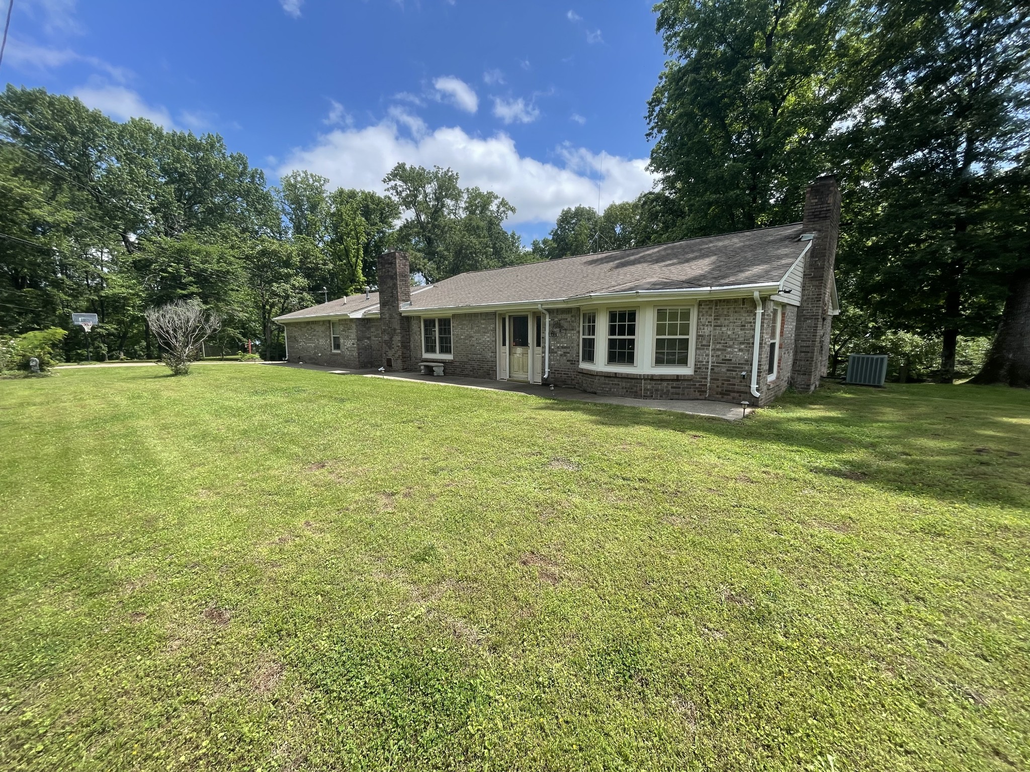1061 Wheeler View Dr Property Photo 1