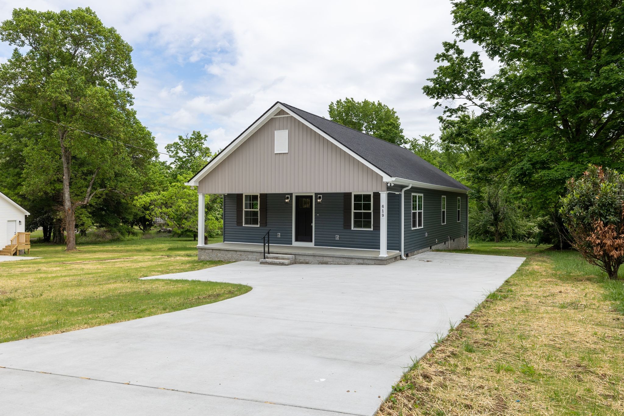 619 Kingree Rd Property Photo