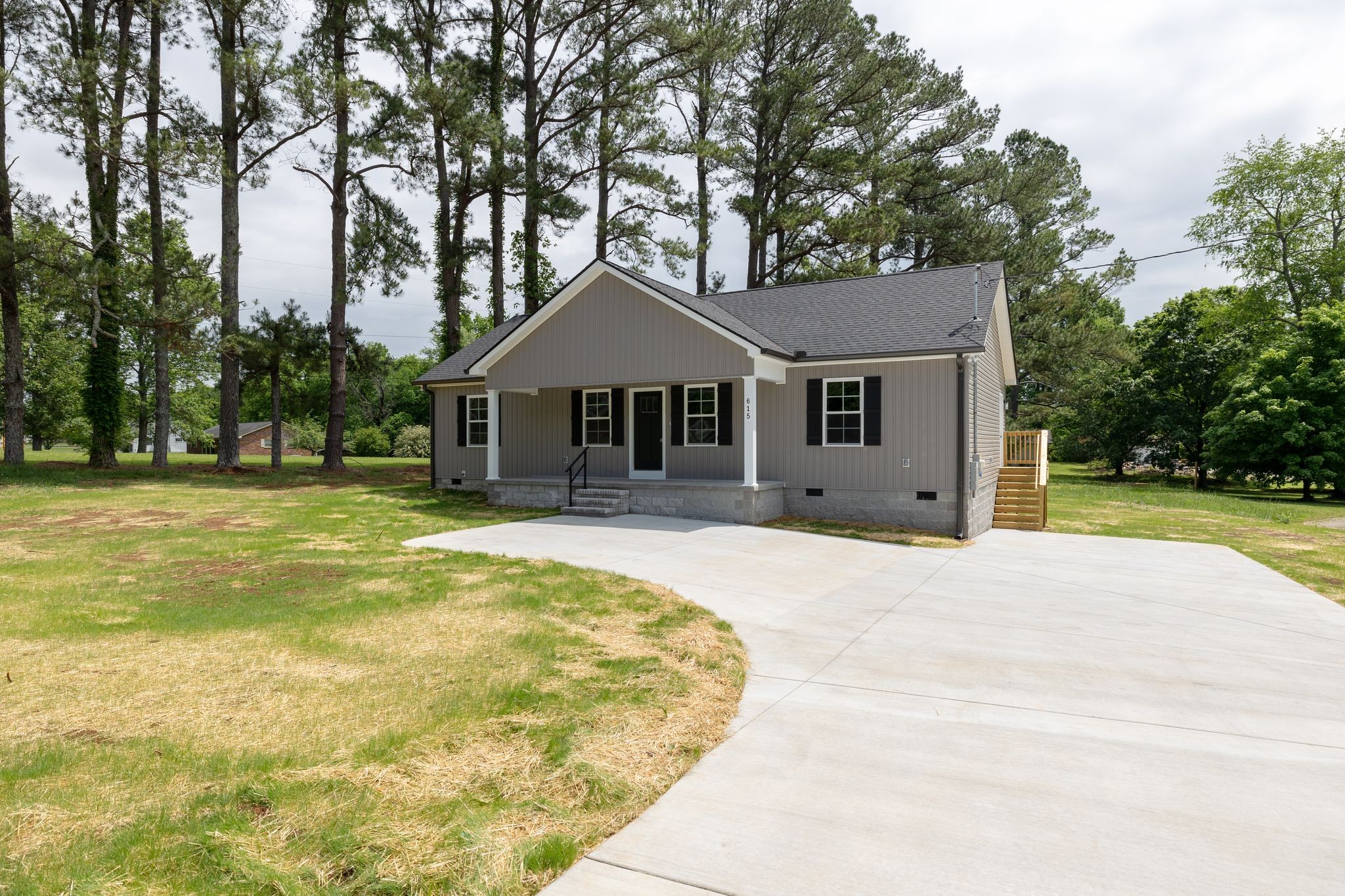 615 Kingree Road Property Photo