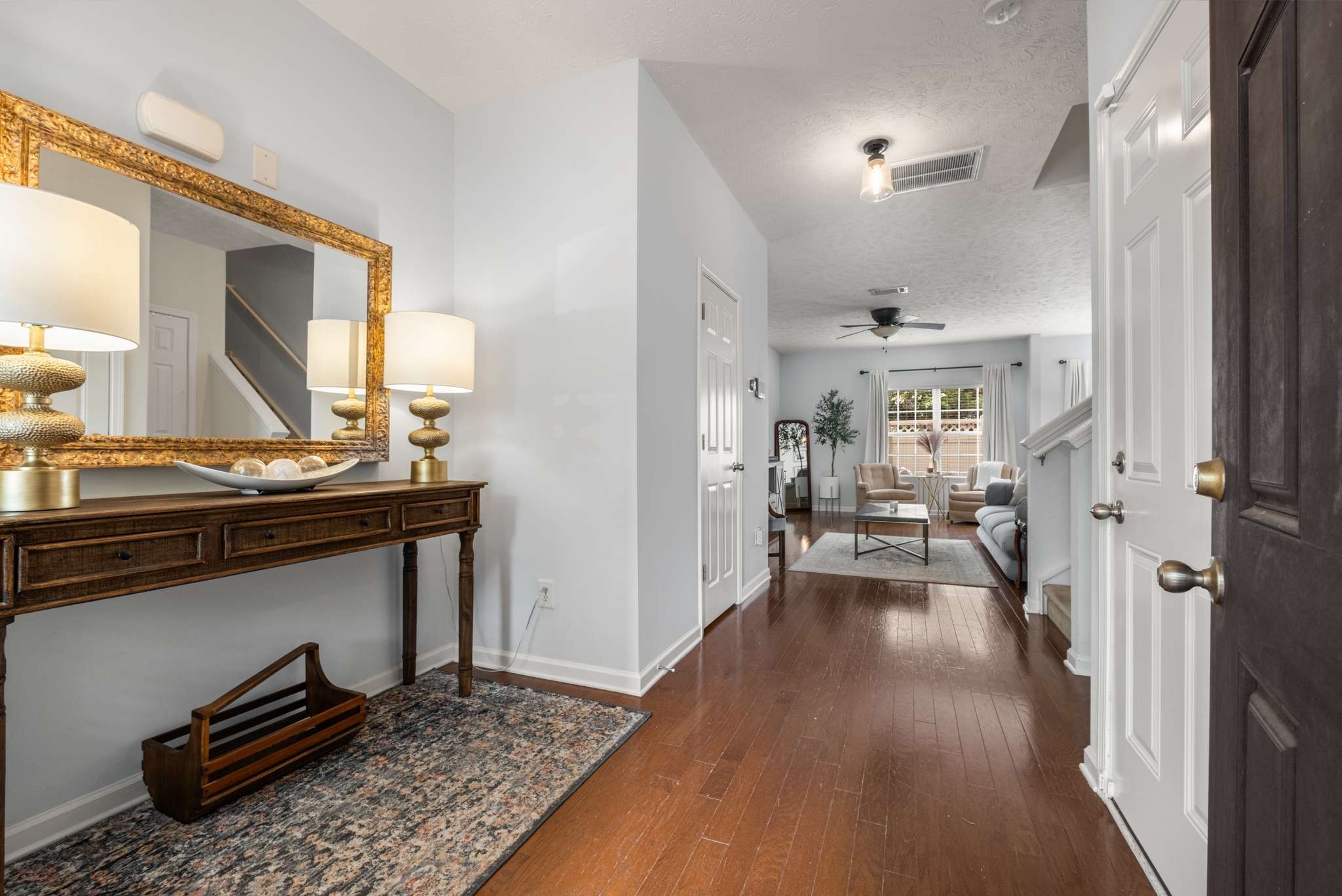 1021 Ashmore Dr Property Photo 4