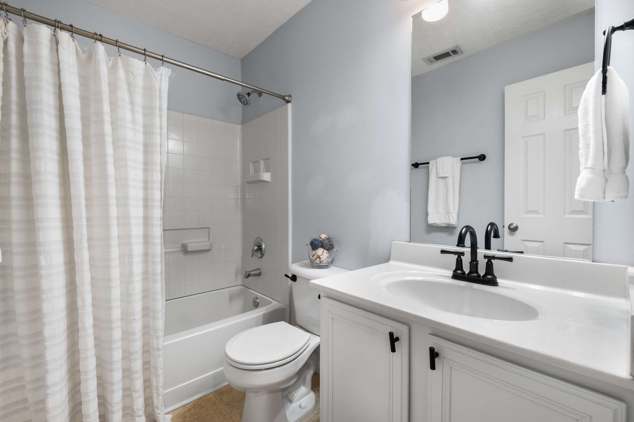 1021 Ashmore Dr Property Photo 25