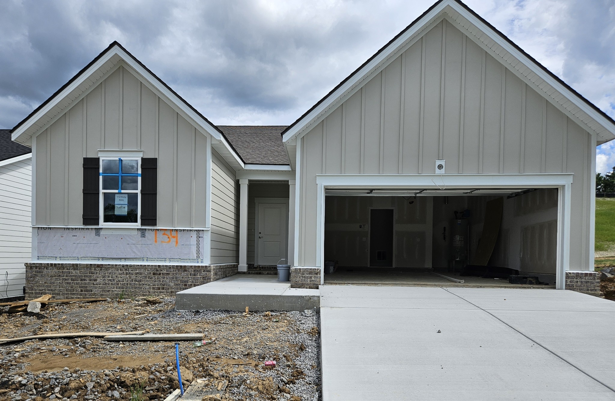 112 Holly Ridge Drive Property Photo 1
