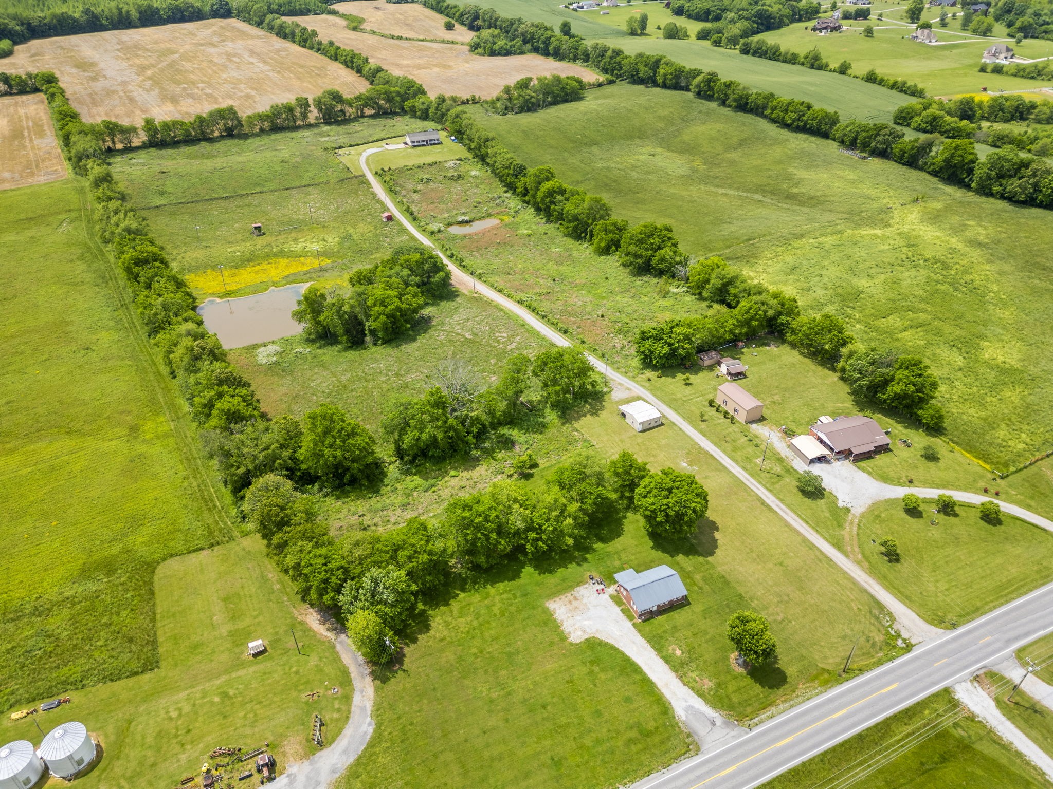 6015 Highway 76, E Property Photo 3