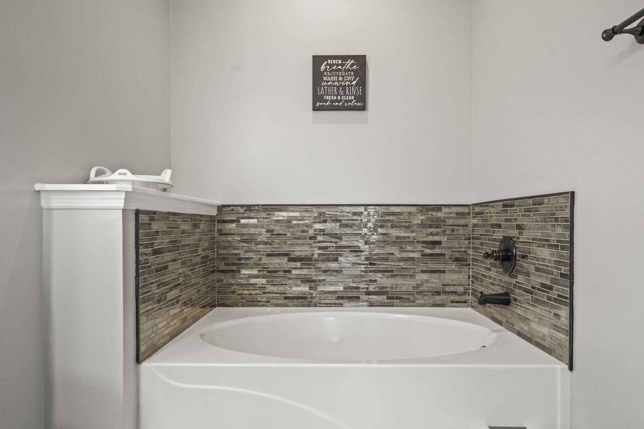 6015 Highway 76, E Property Photo 31