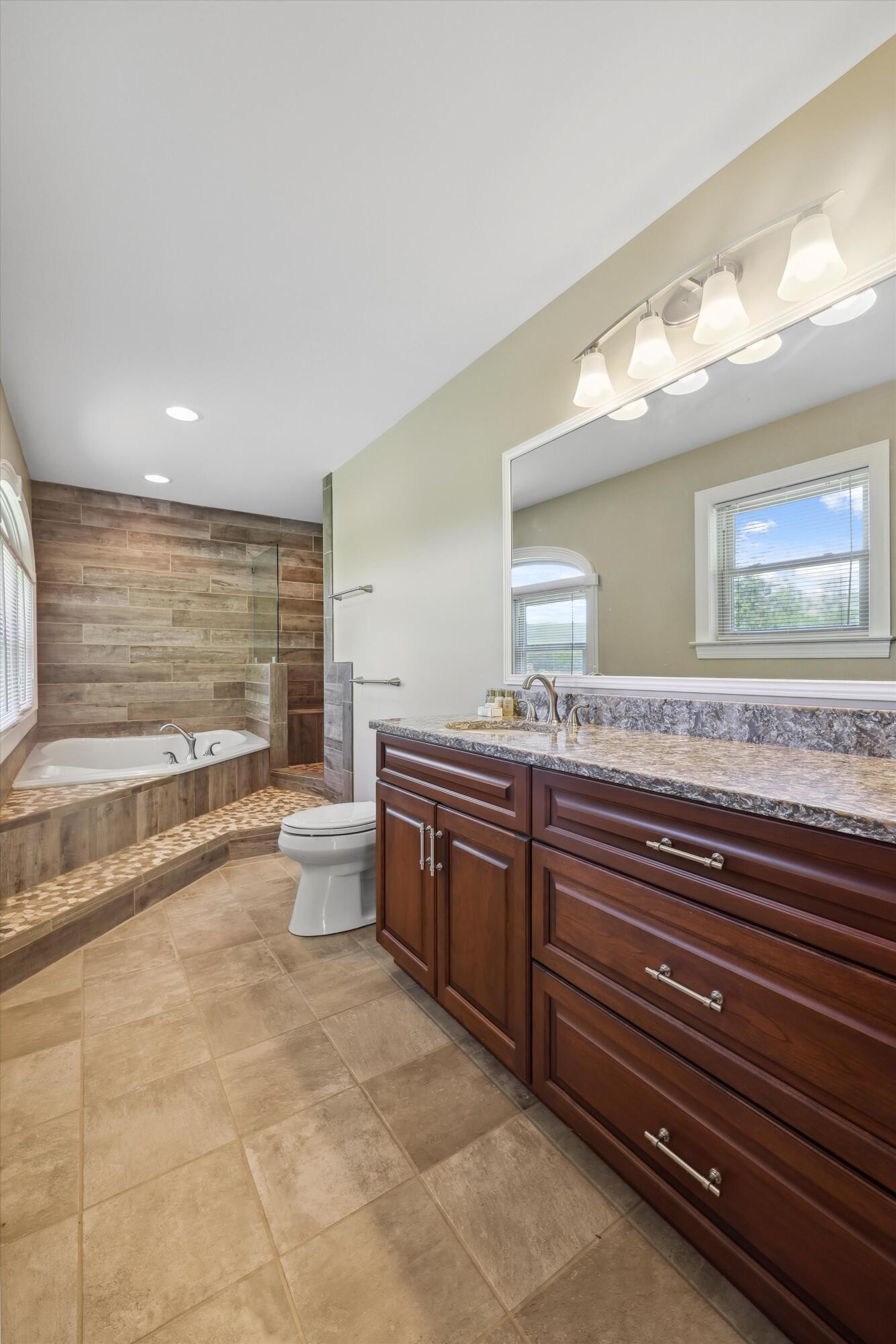 7470 Twin Brook Drive Property Photo 24