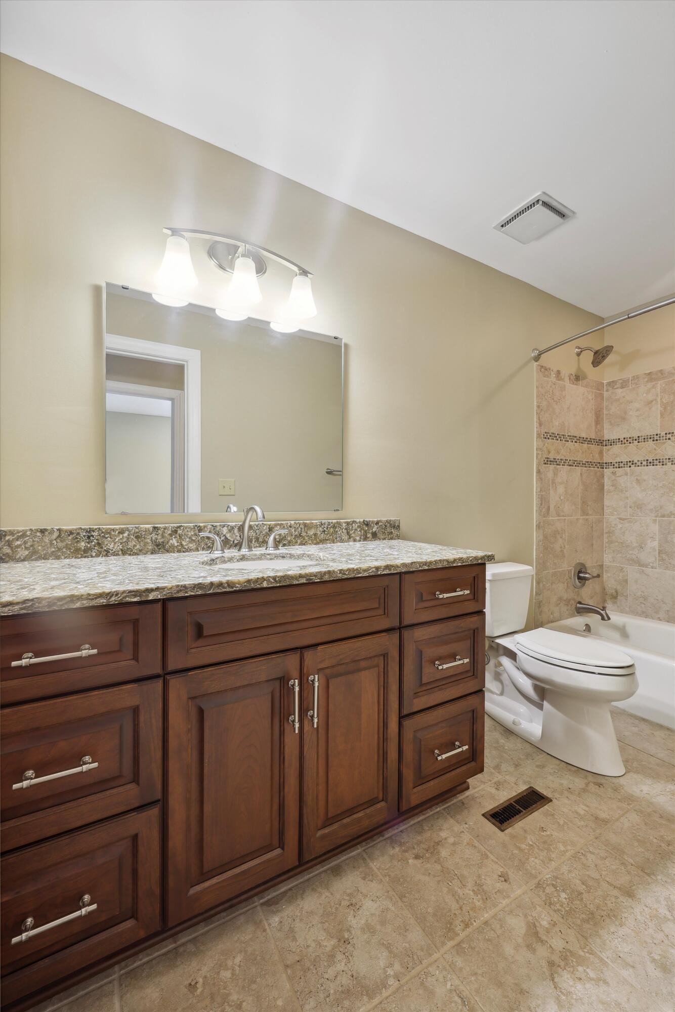 7470 Twin Brook Drive Property Photo 32