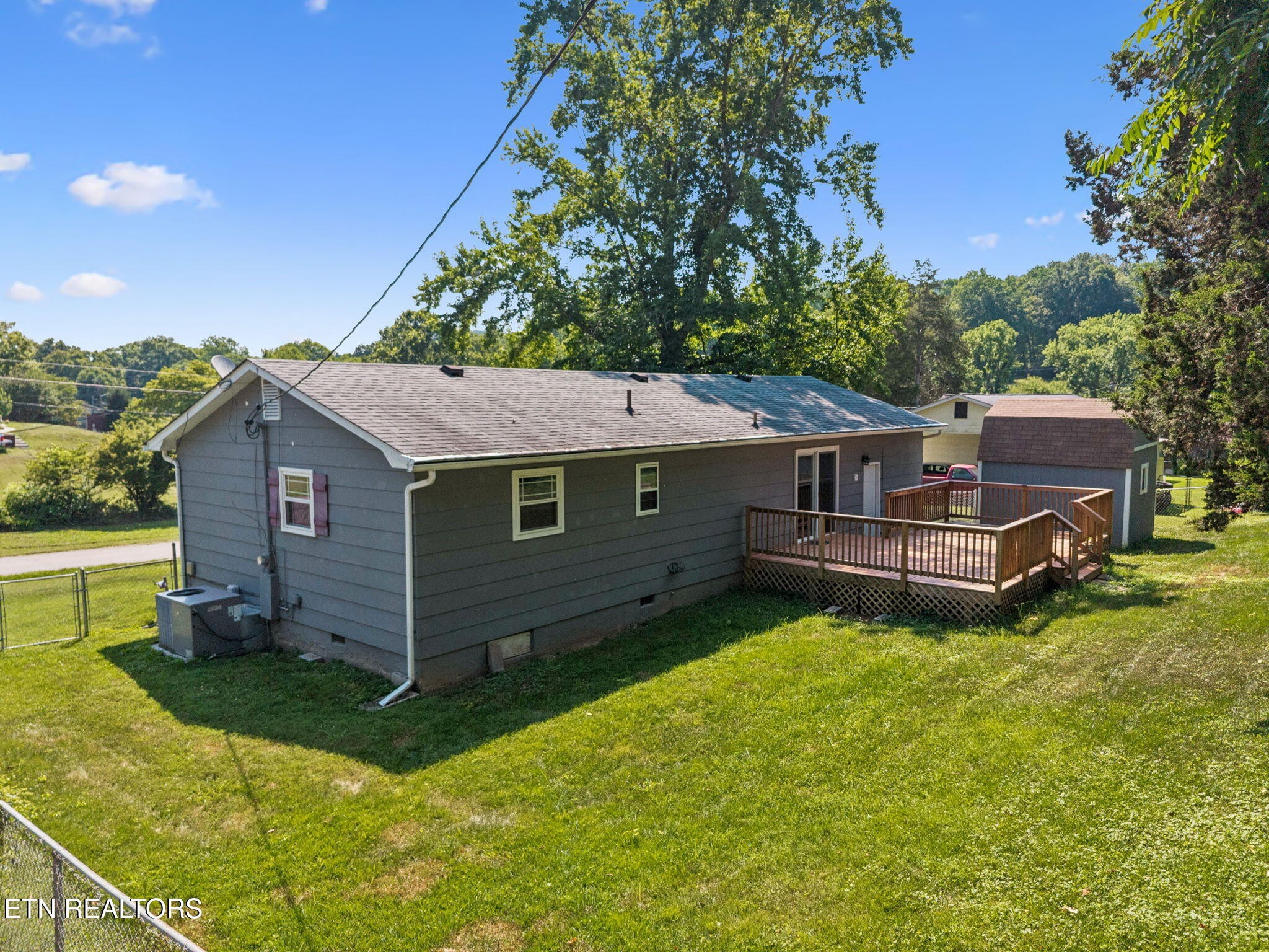 6201 Moore Rd Property Photo 43