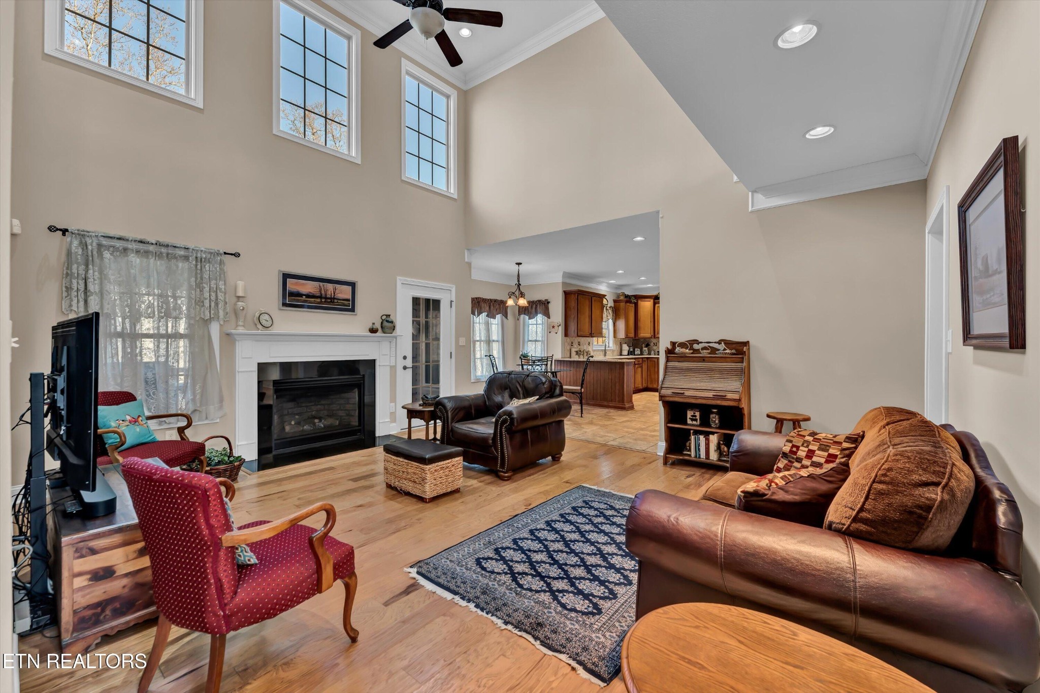 5606 Bridgehampton Drive Property Photo 9