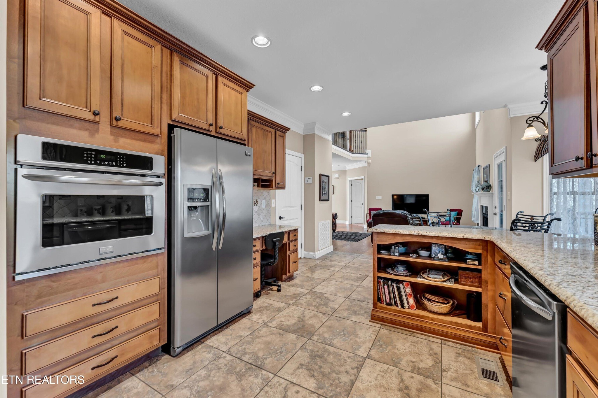 5606 Bridgehampton Drive Property Photo 16