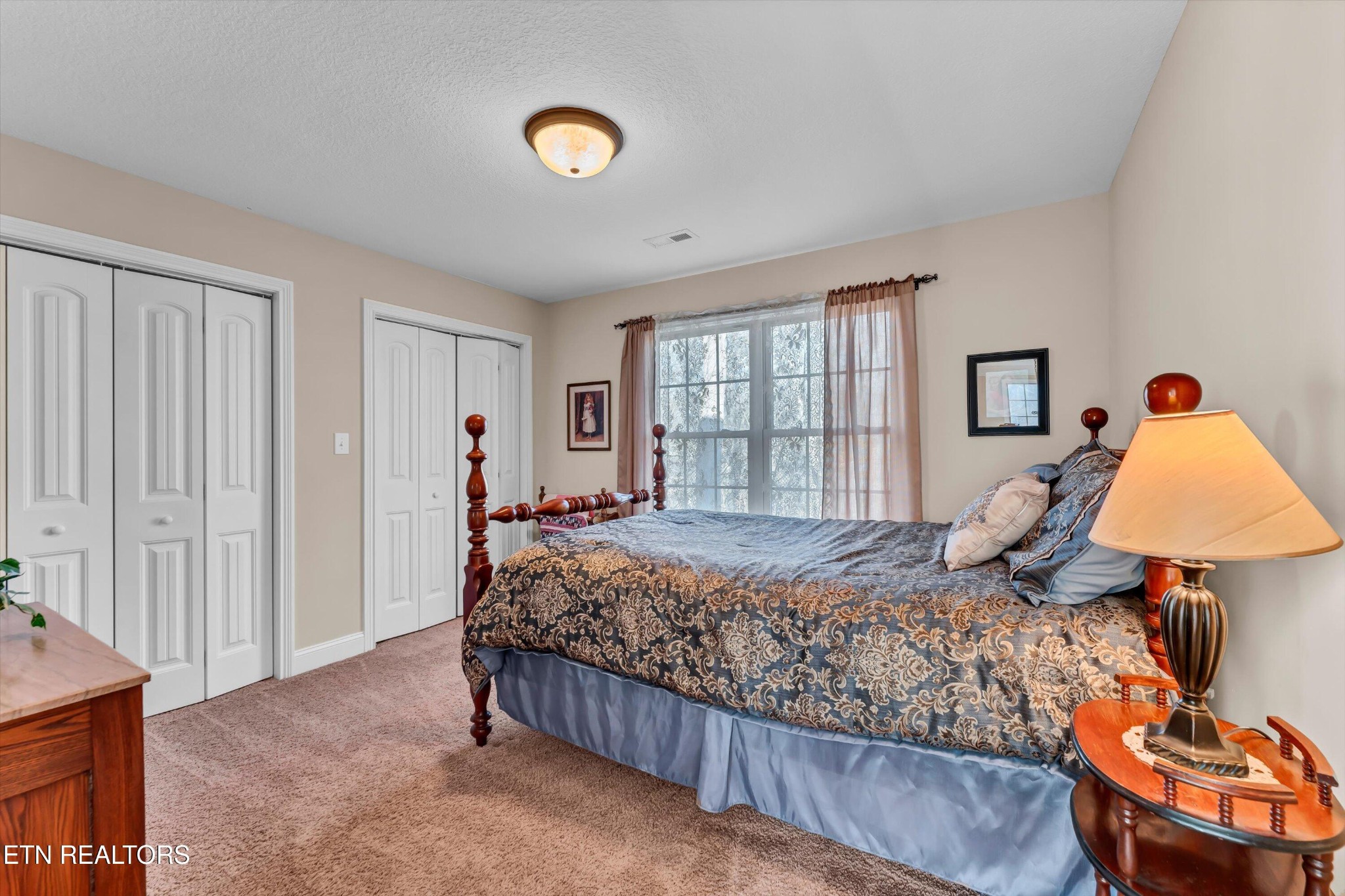 5606 Bridgehampton Drive Property Photo 28