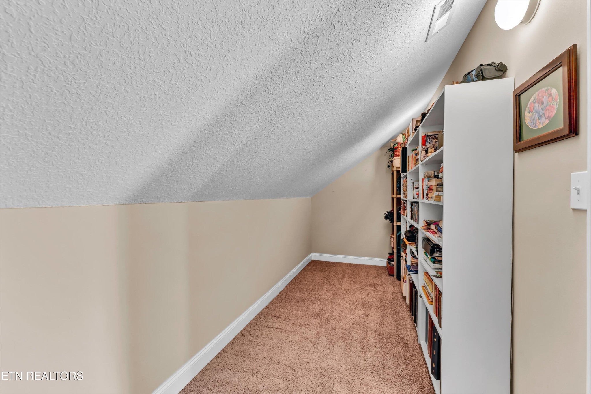 5606 Bridgehampton Drive Property Photo 32