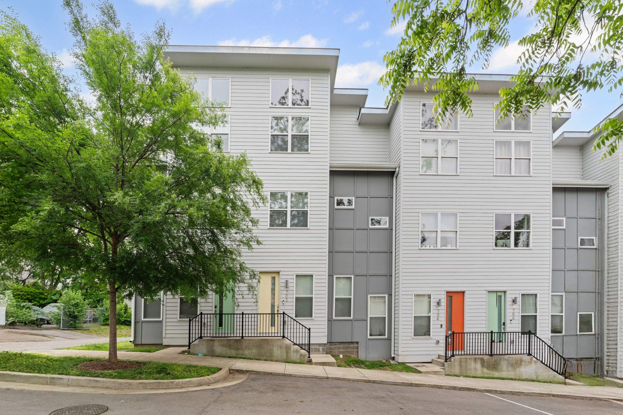 702 Tral St Property Photo 1