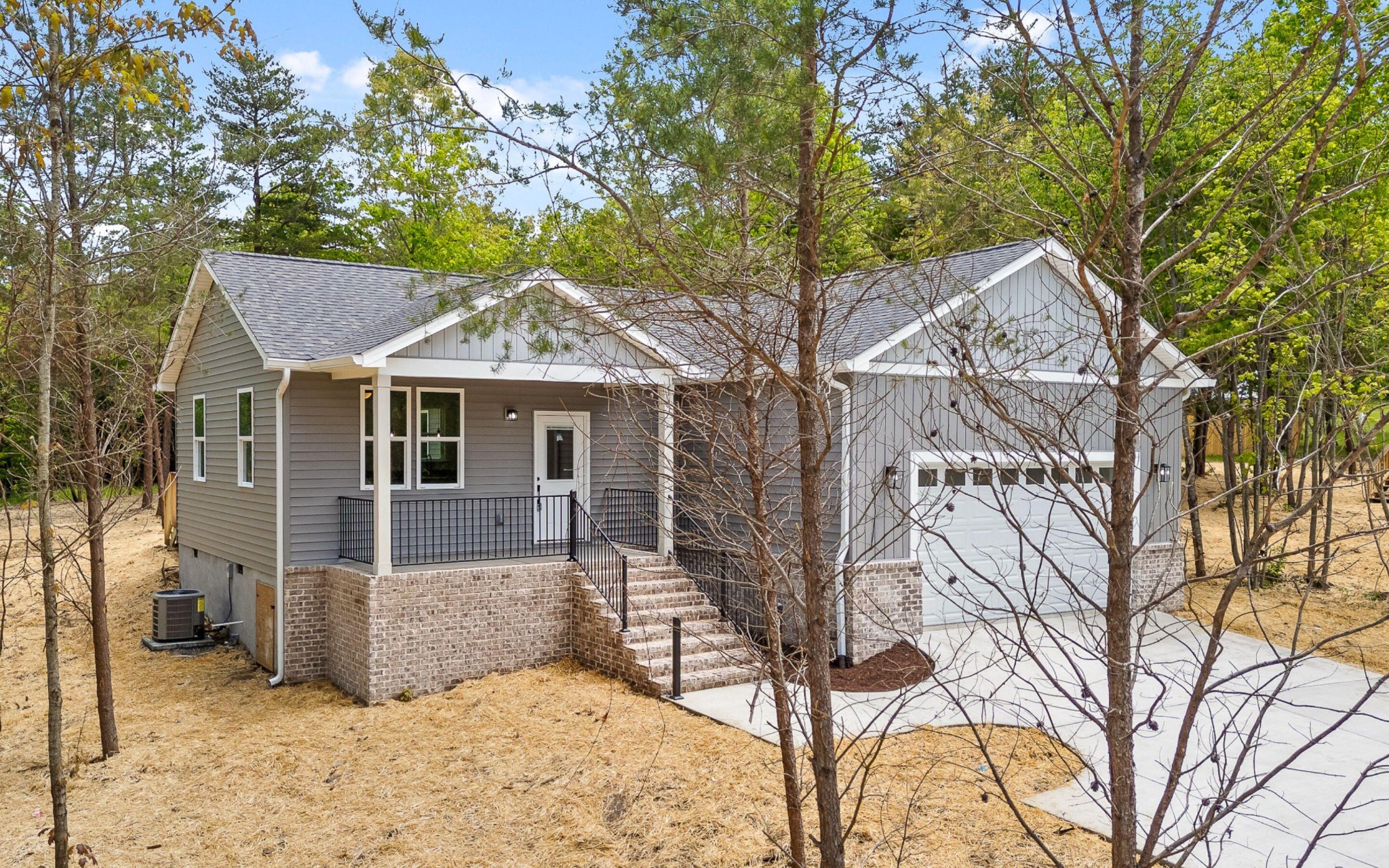 222 Grayson Way Property Photo
