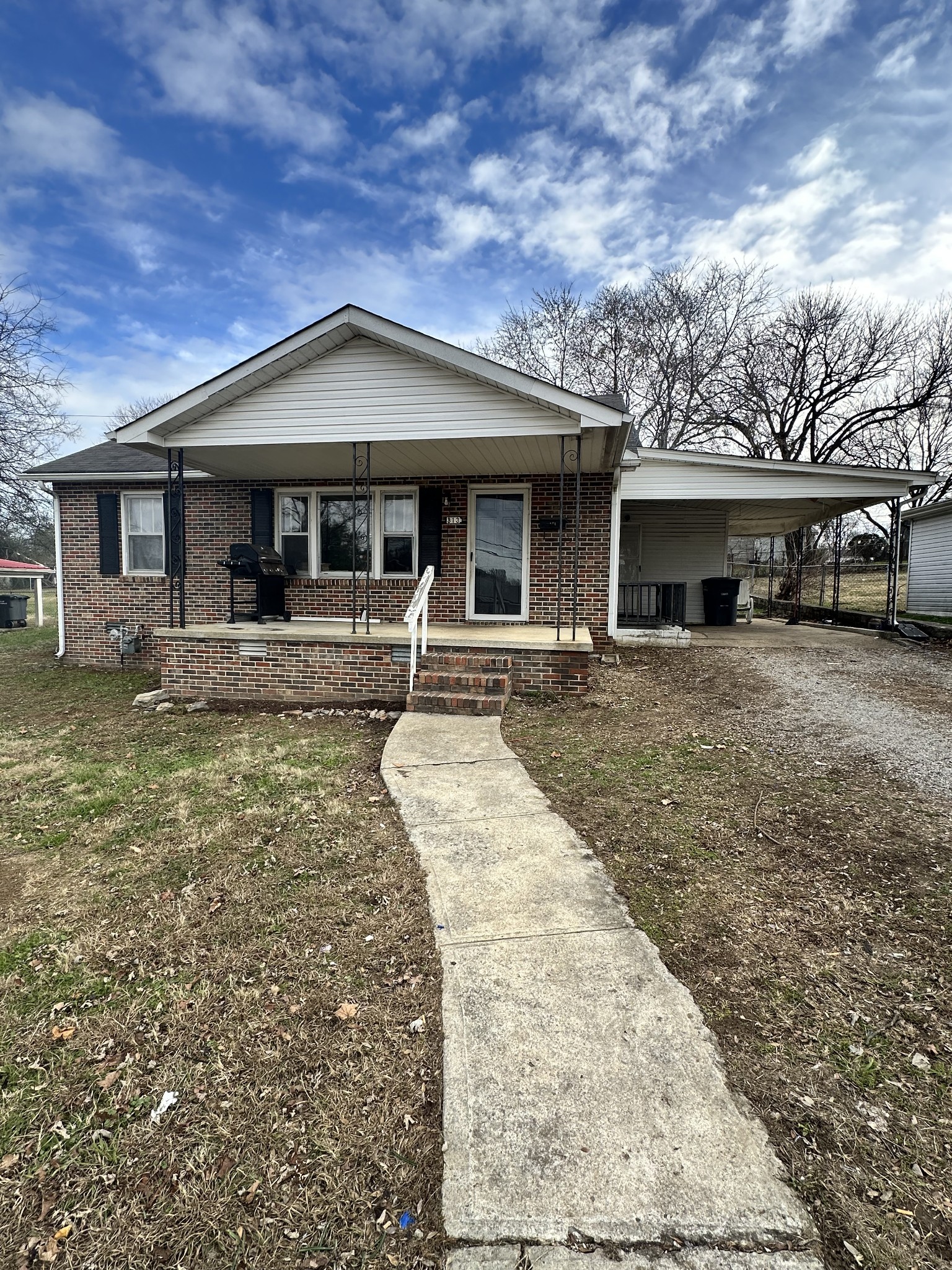 313 8th Ave Property Photo